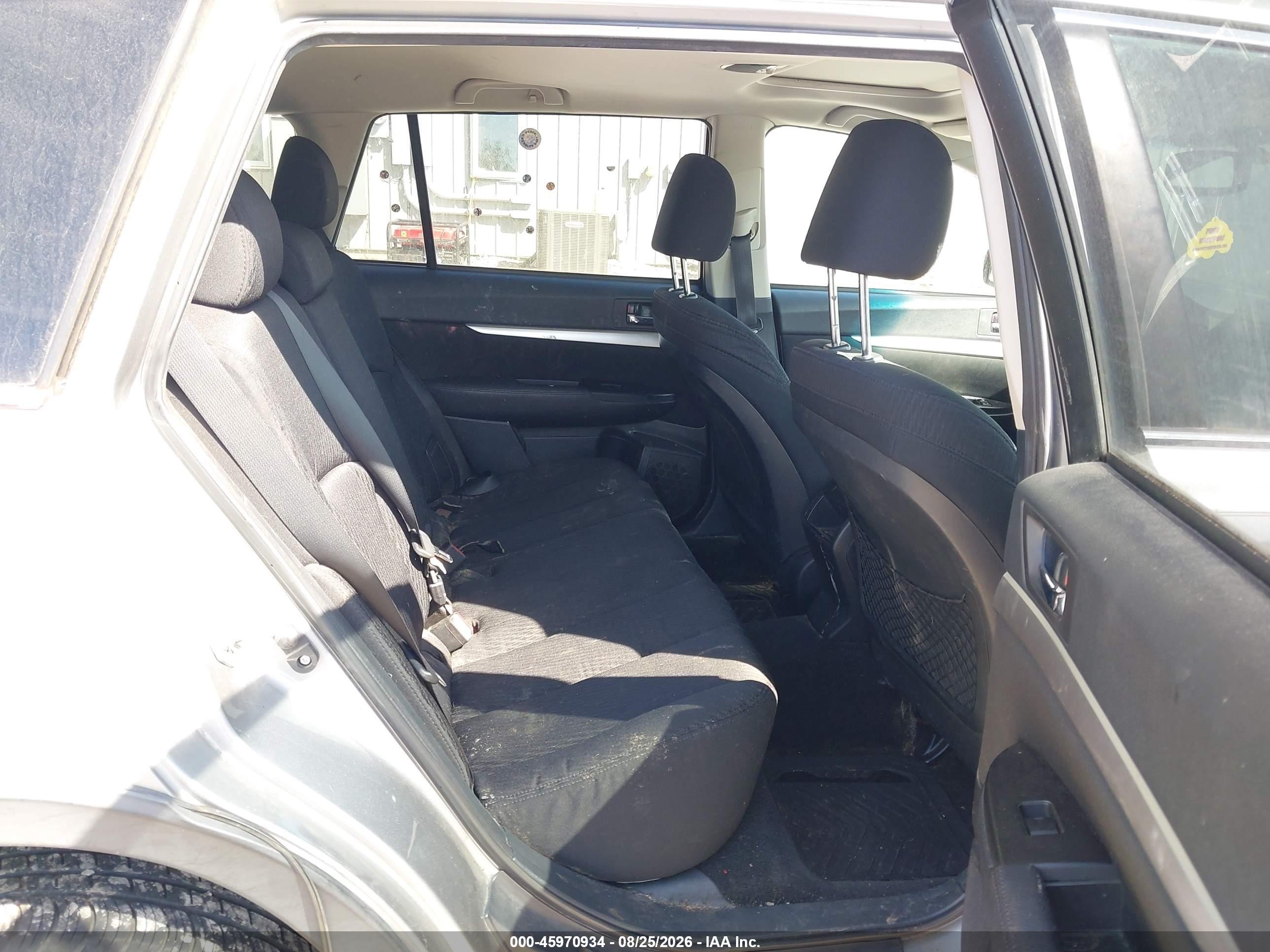 2011 Subaru Outback 2.5i Premium Gray vin: 4S4BRCGC9B3328773