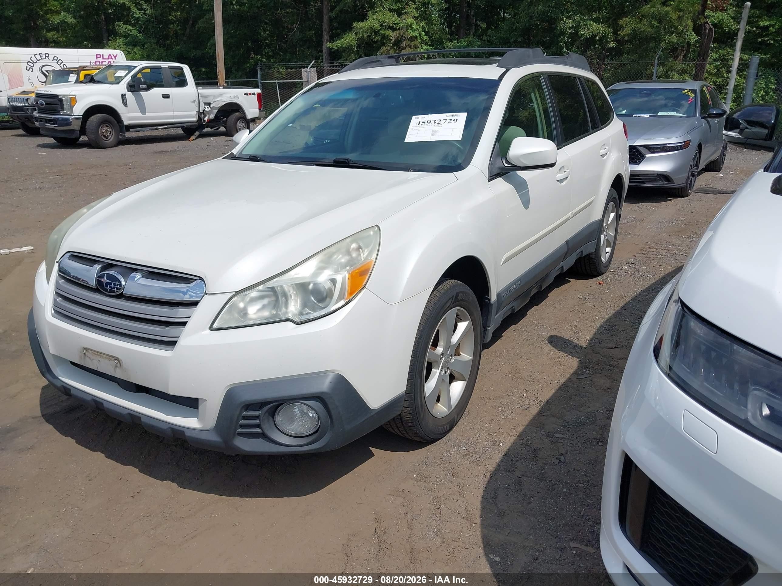 2013 Subaru Outback 2.5i Premium White vin: 4S4BRCGC9D3248456