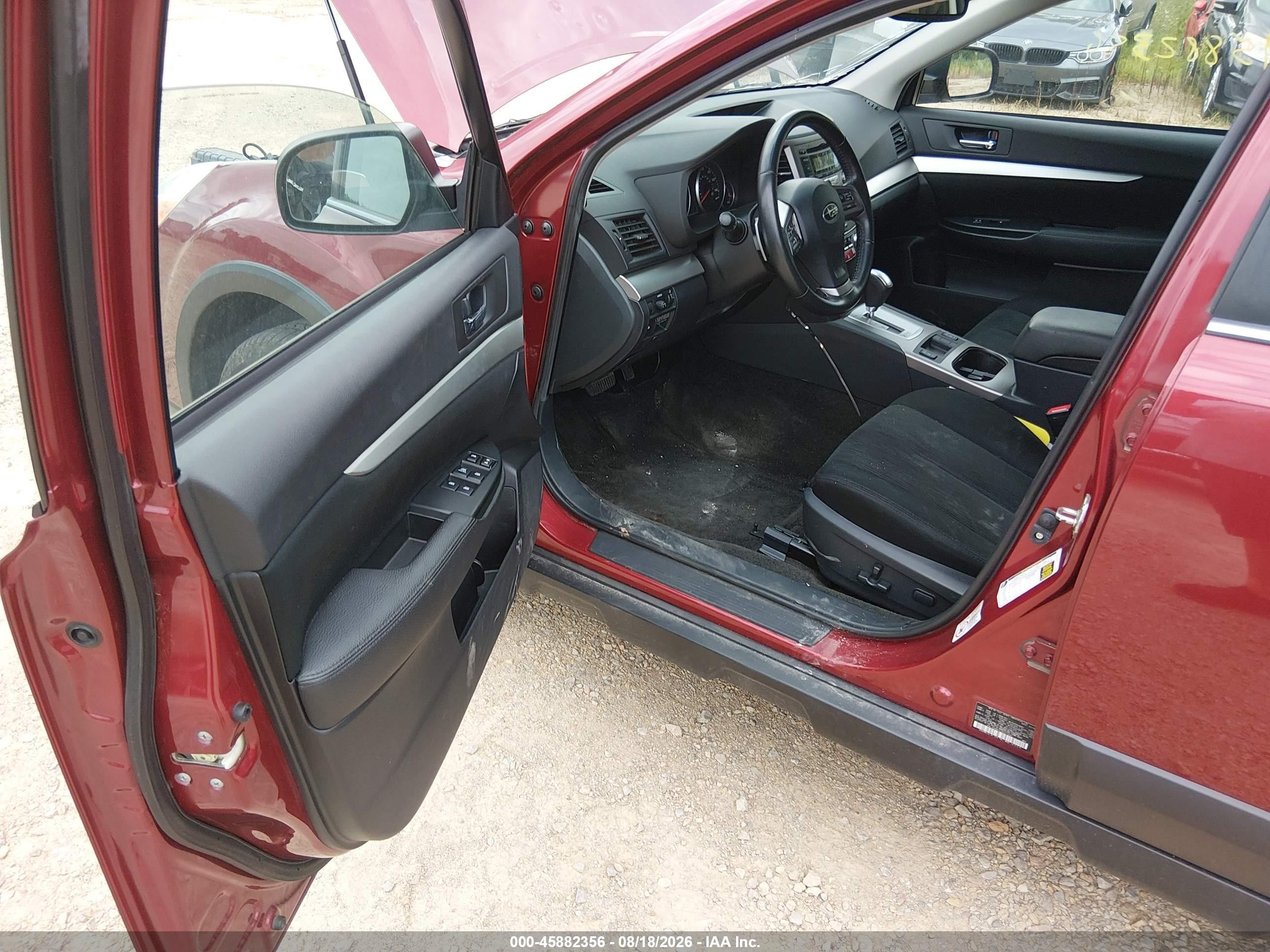 2013 Subaru Outback 2.5i Premium Burgundy vin: 4S4BRCGCXD3273592
