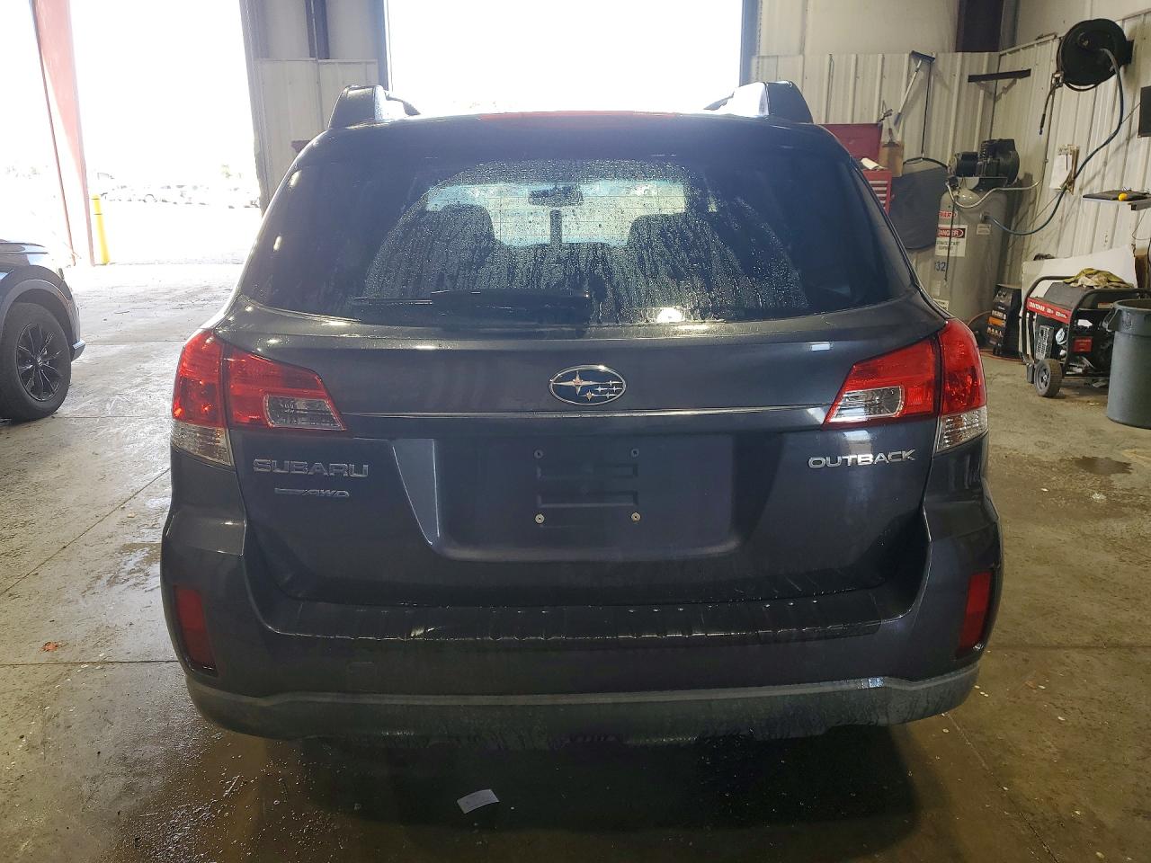 2010 Subaru Outback 2.5i Premium Charcoal vin: 4S4BRCHC6A3376471