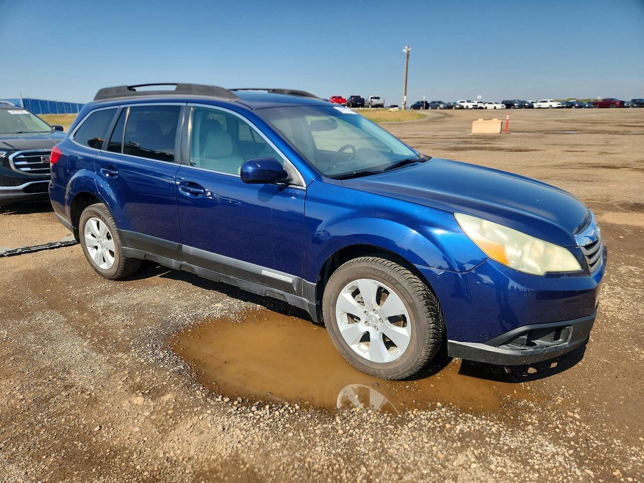 2011 Subaru Outback 2.5i Premium Blue vin: 4S4BRCHC6B3380568