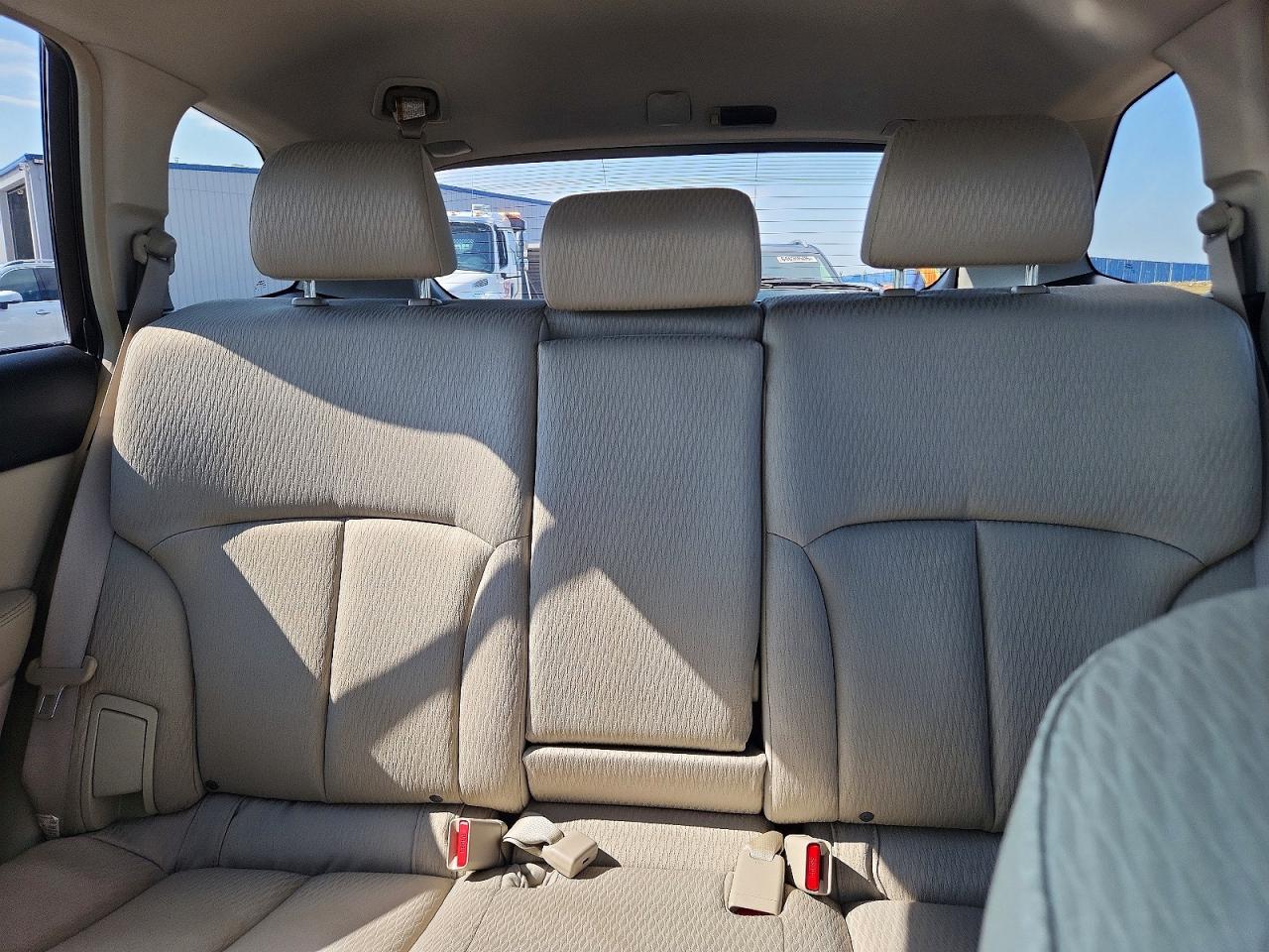 2011 Subaru Outback 2.5i Premium Blue vin: 4S4BRCHC6B3380568