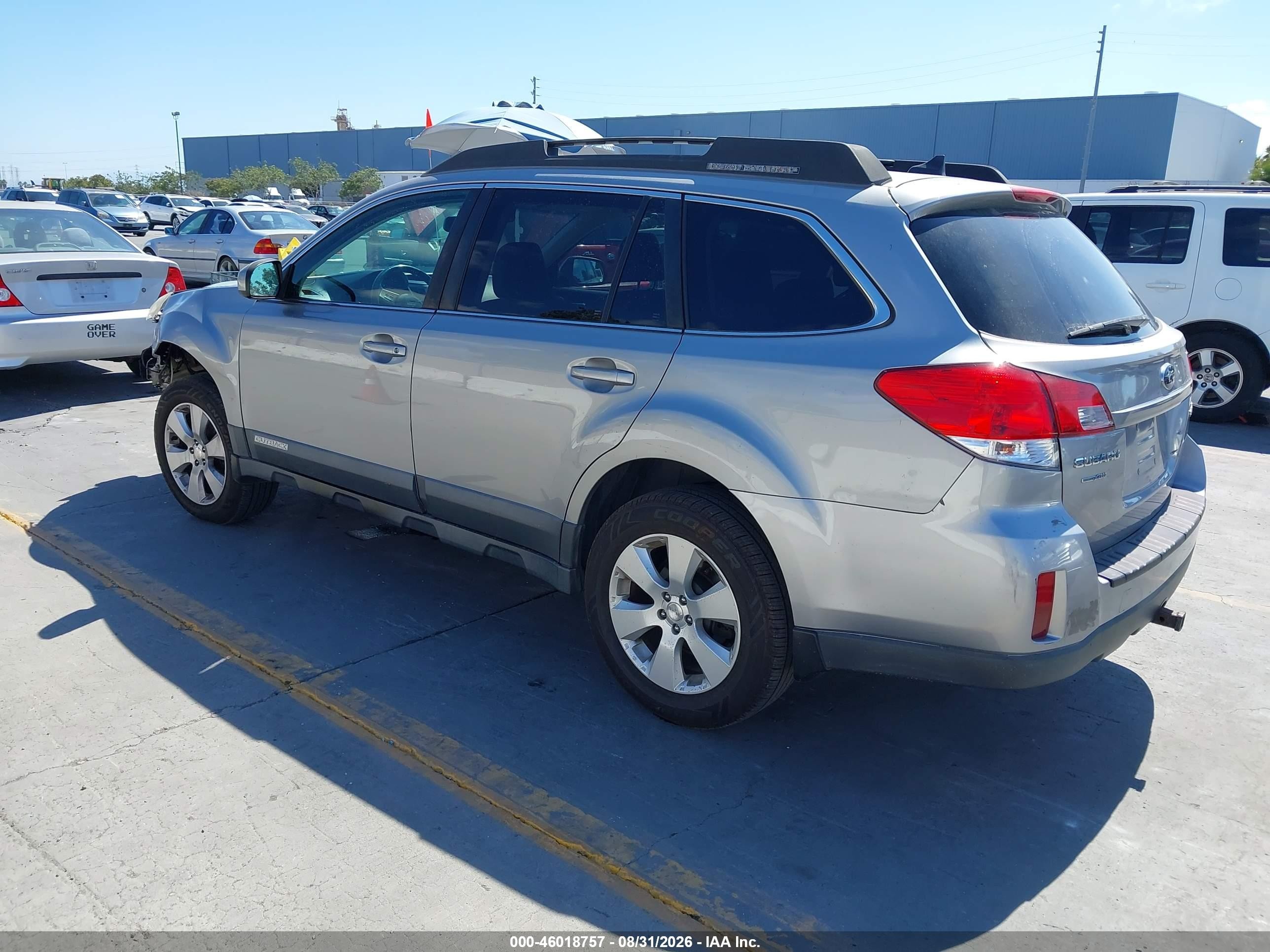 2011 Subaru Outback 2.5i Limited Silver vin: 4S4BRCJC2B3350767