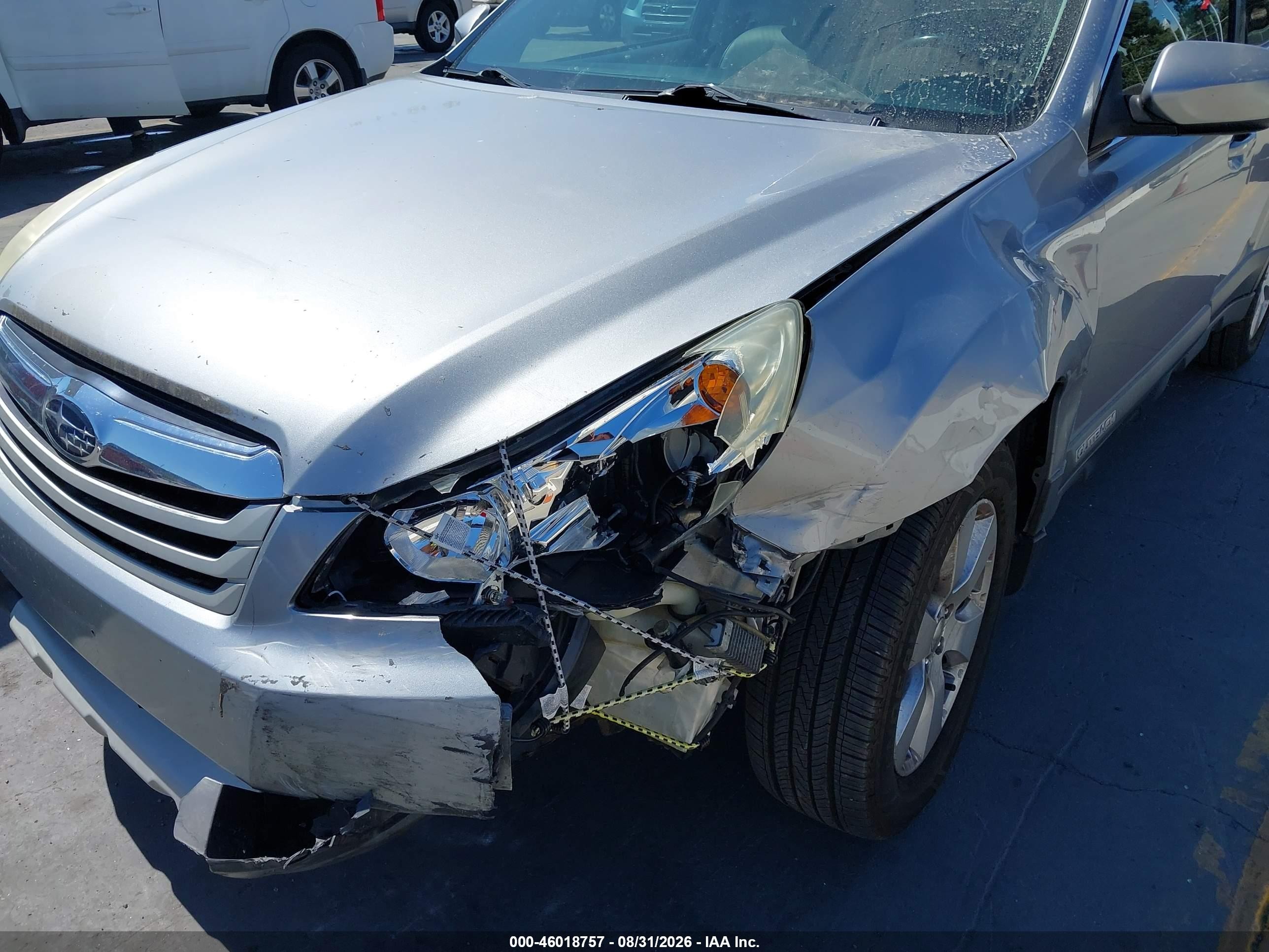 2011 Subaru Outback 2.5i Limited Silver vin: 4S4BRCJC2B3350767
