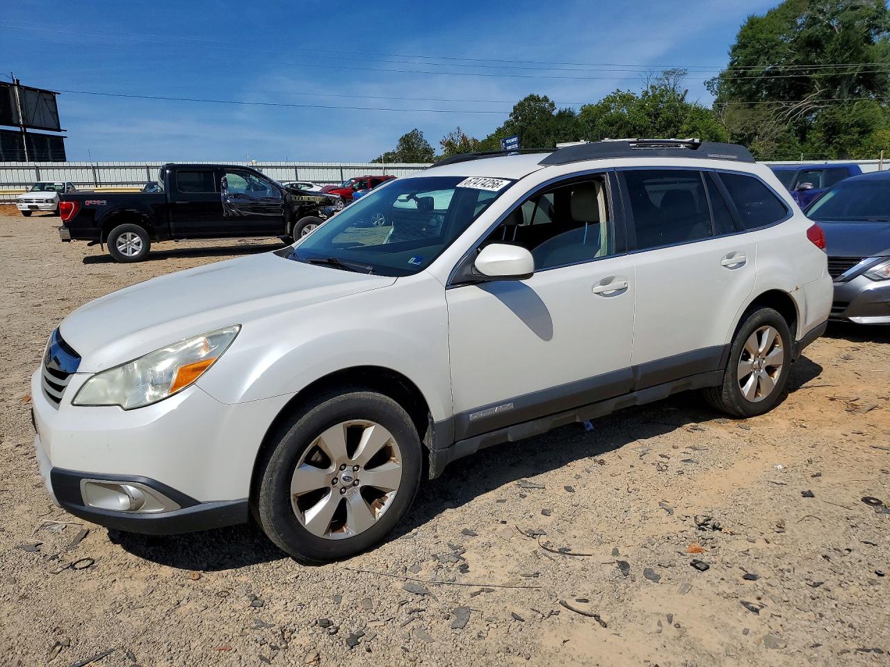 2012 Subaru Outback 2.5i Limited White vin: 4S4BRCJC2C3280835