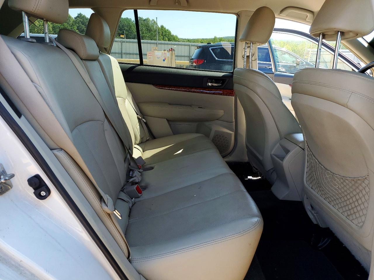 2012 Subaru Outback 2.5i Limited Белый vin: 4S4BRCJC2C3280835