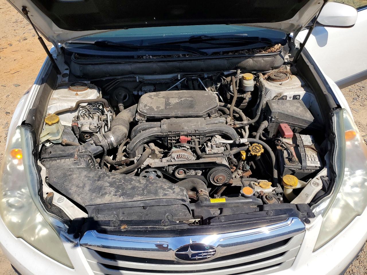 2012 Subaru Outback 2.5i Limited Белый vin: 4S4BRCJC2C3280835