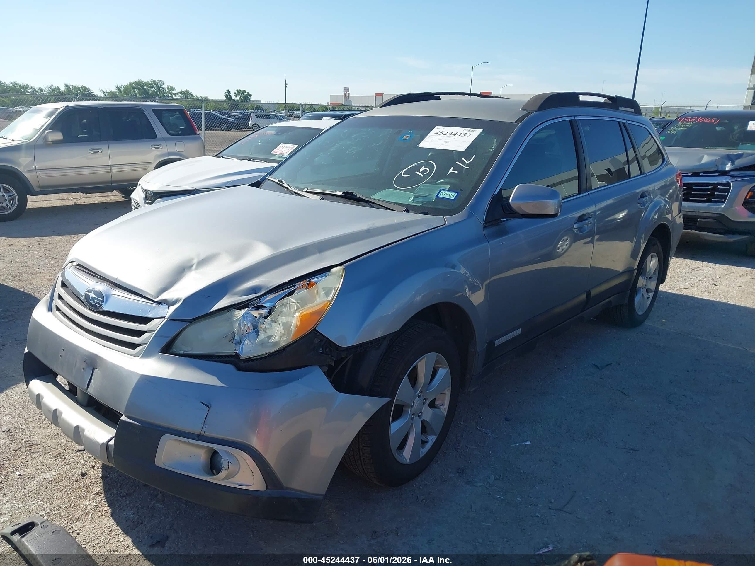 2011 Subaru Outback 2.5i Limited Silver vin: 4S4BRCJC3B3409504