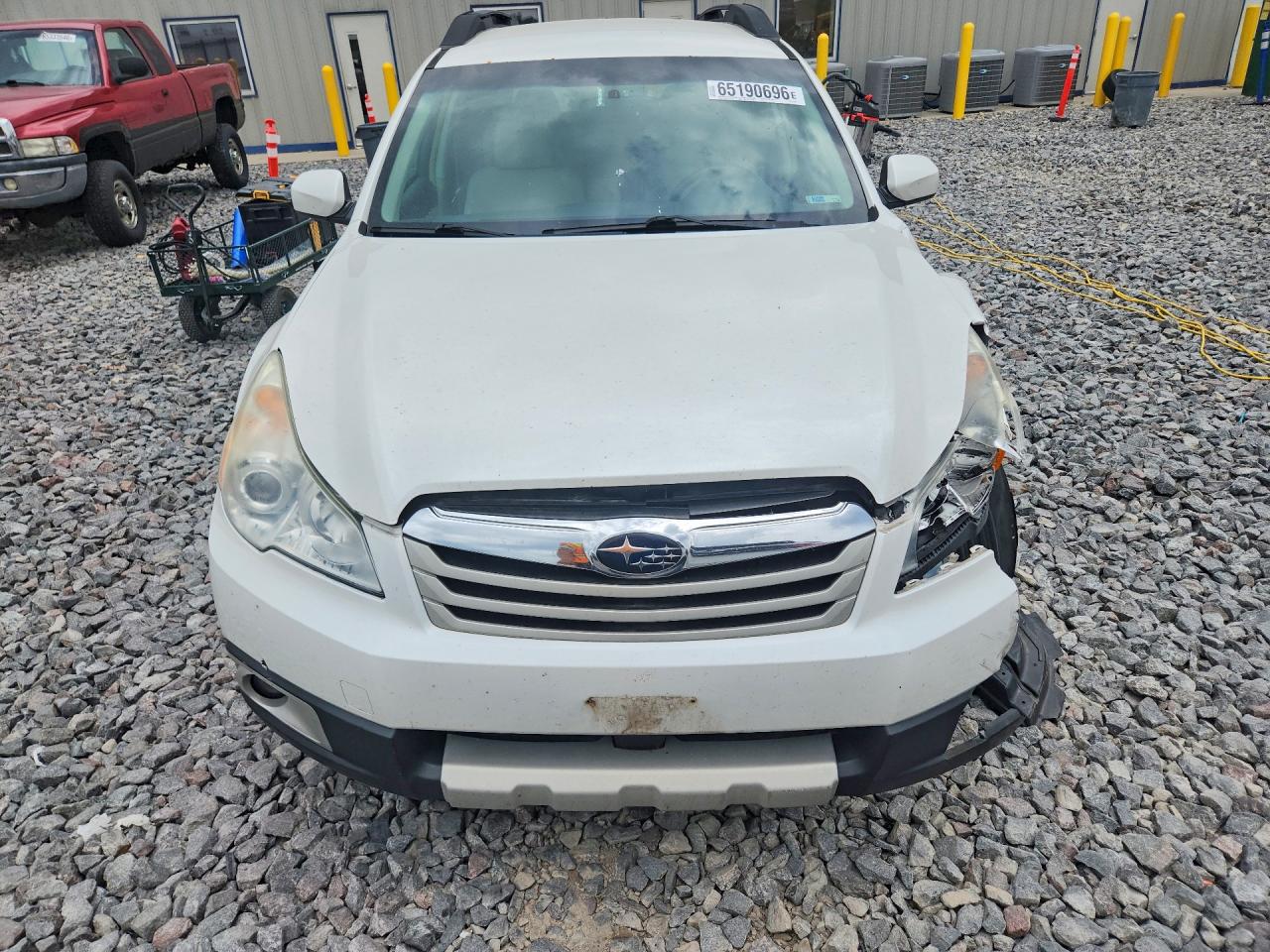 2012 Subaru Outback 2.5i Limited White vin: 4S4BRCJC3C3252879