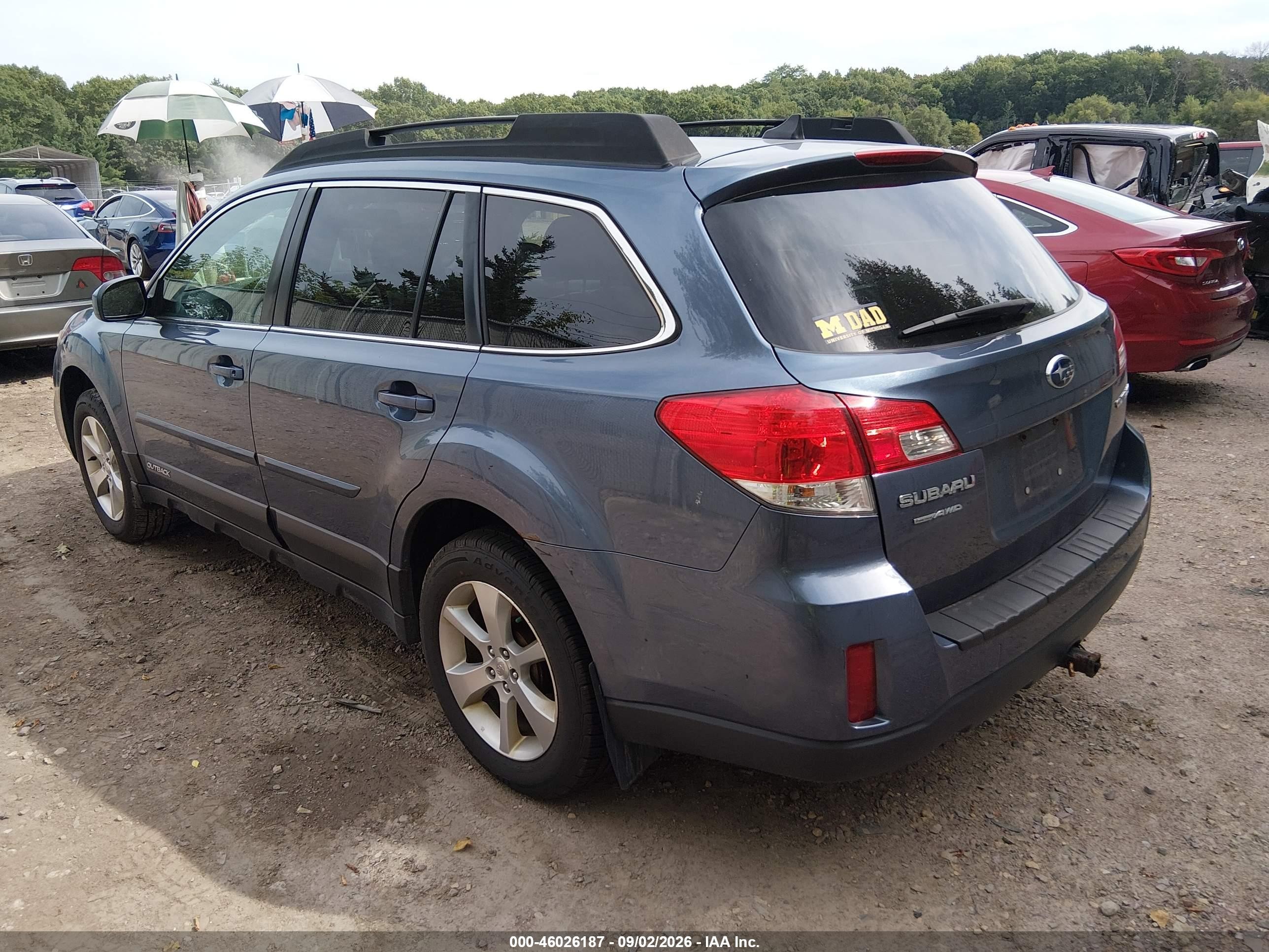 2013 Subaru Outback 2.5i Limited Blue vin: 4S4BRCJC3D3244752