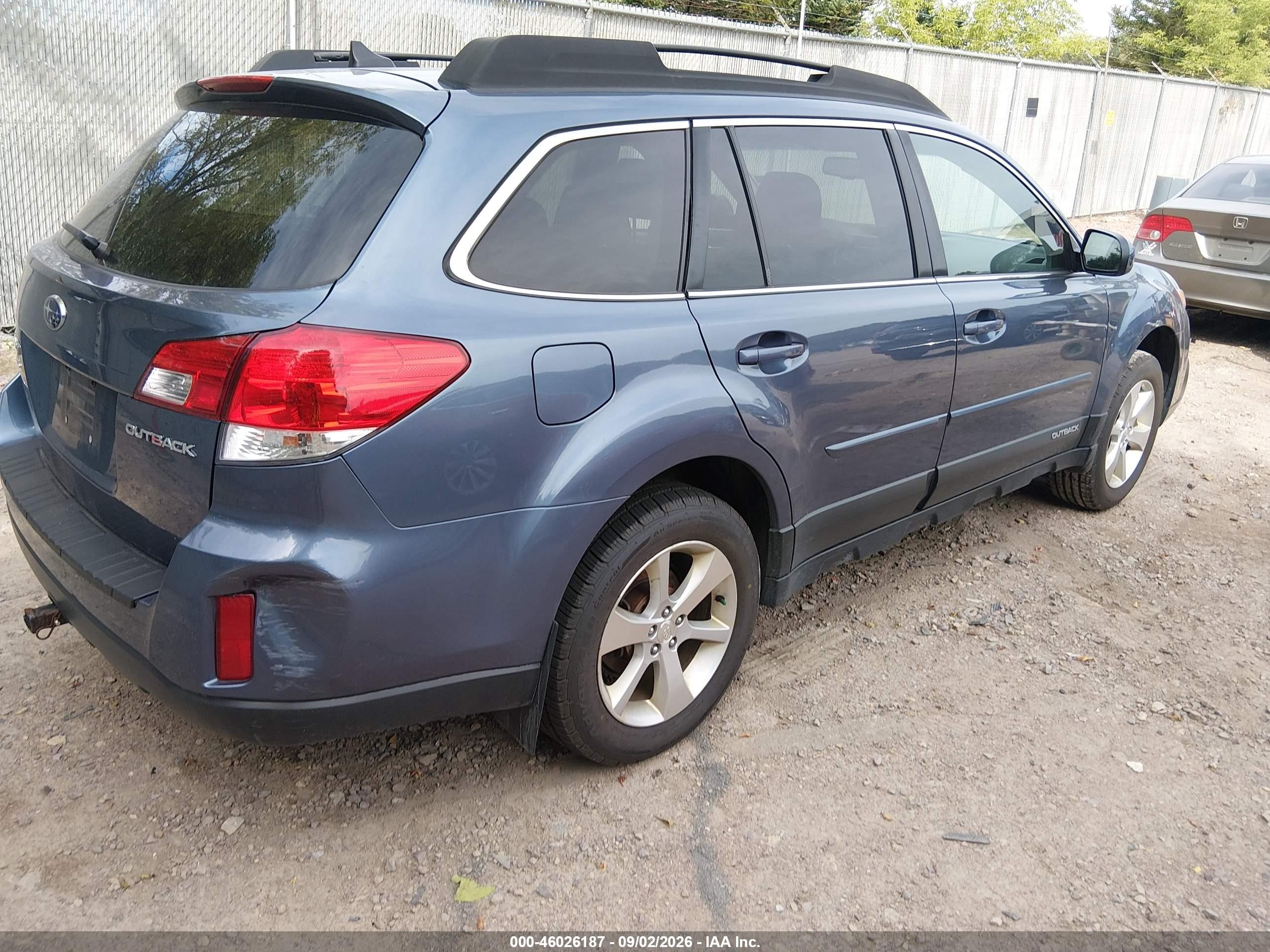 2013 Subaru Outback 2.5i Limited Blue vin: 4S4BRCJC3D3244752