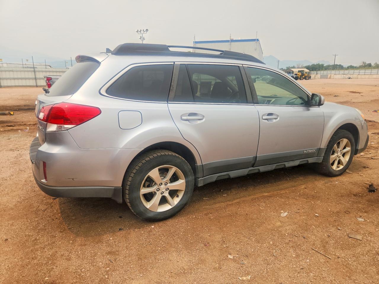 2013 Subaru Outback 2.5i Limited Silver vin: 4S4BRCJC6D3211955
