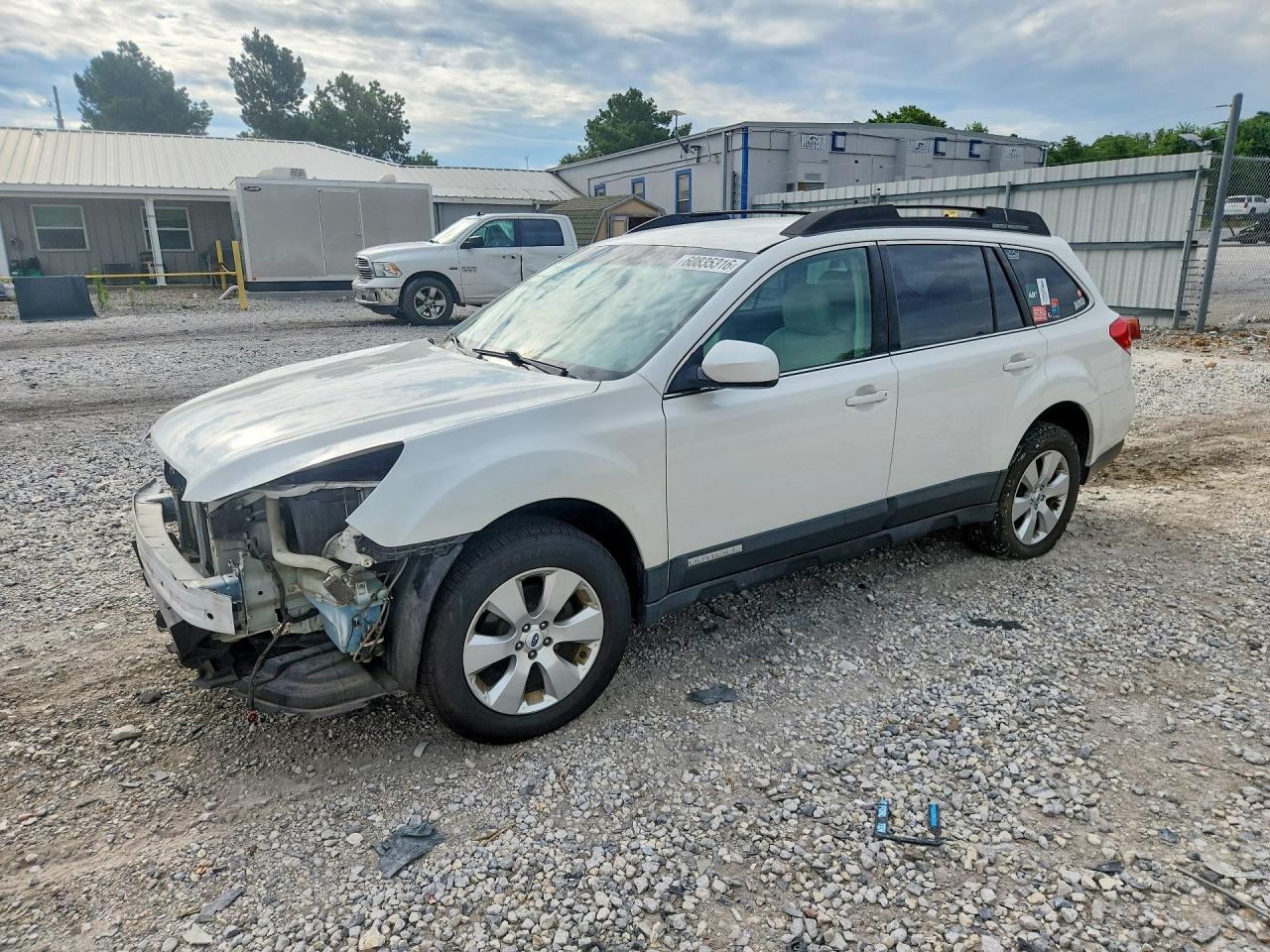 2012 Subaru Outback 2.5i Limited White vin: 4S4BRCJC7C3247992
