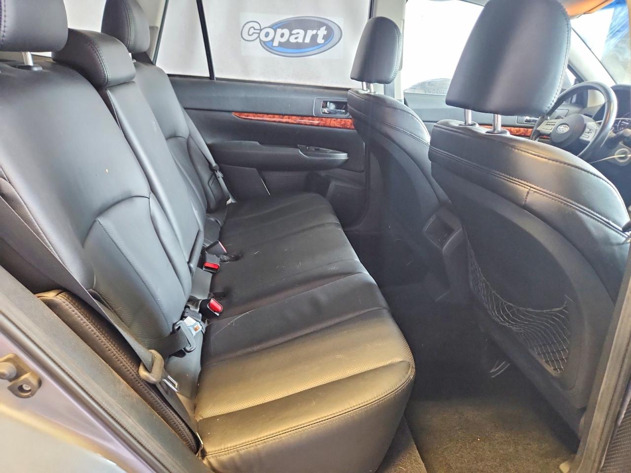 2011 Subaru Outback 2.5i Limited Silver vin: 4S4BRCJC8B3385491