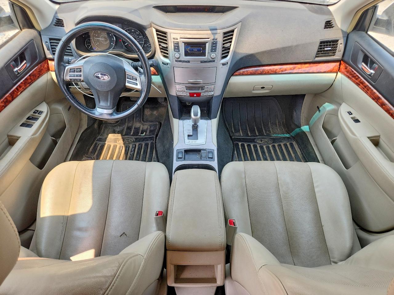 2012 Subaru Outback 2.5i Limited White vin: 4S4BRCJCXC3280825