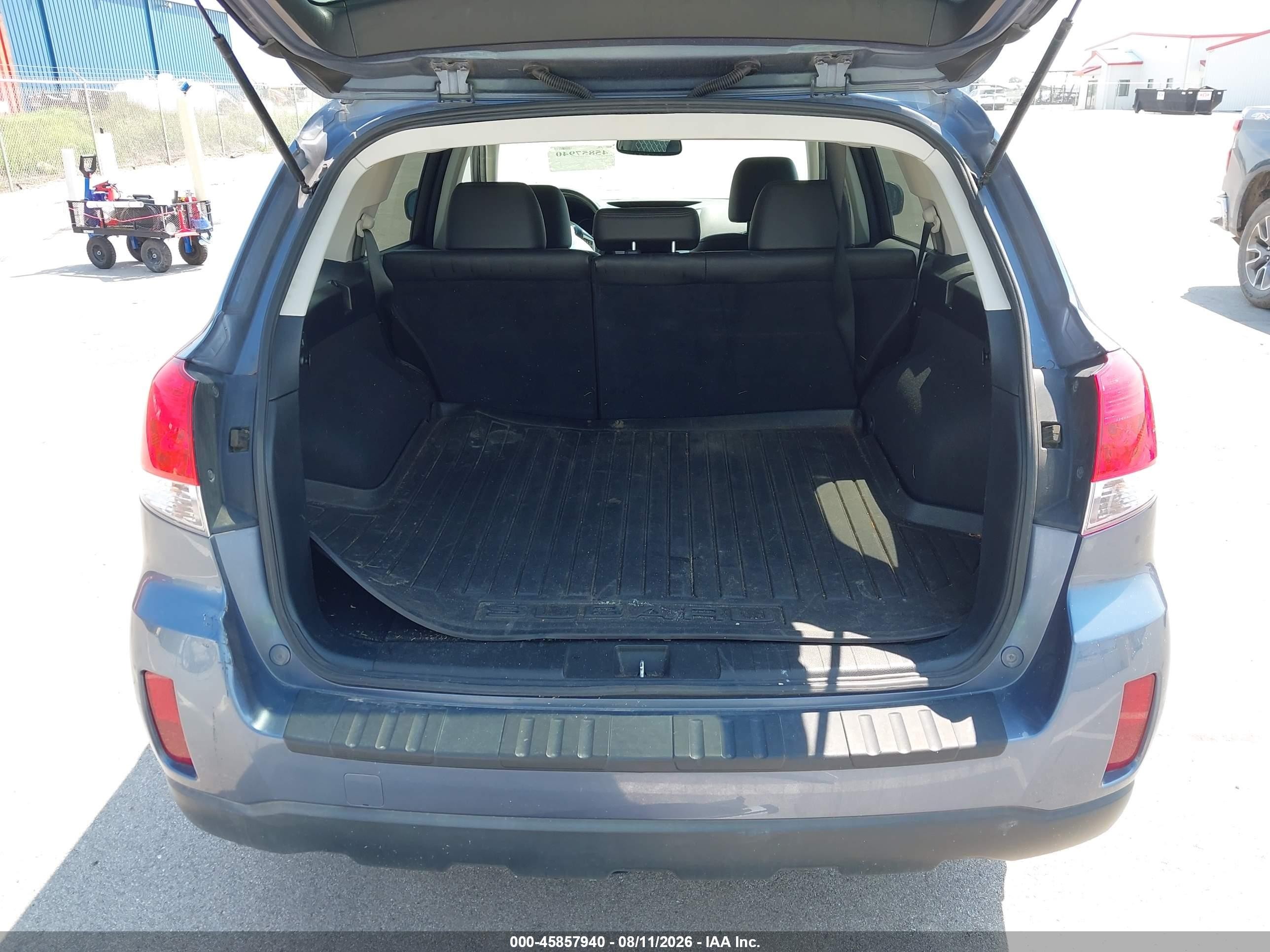 2013 Subaru Outback 2.5i Limited Blue vin: 4S4BRCJCXD3202384