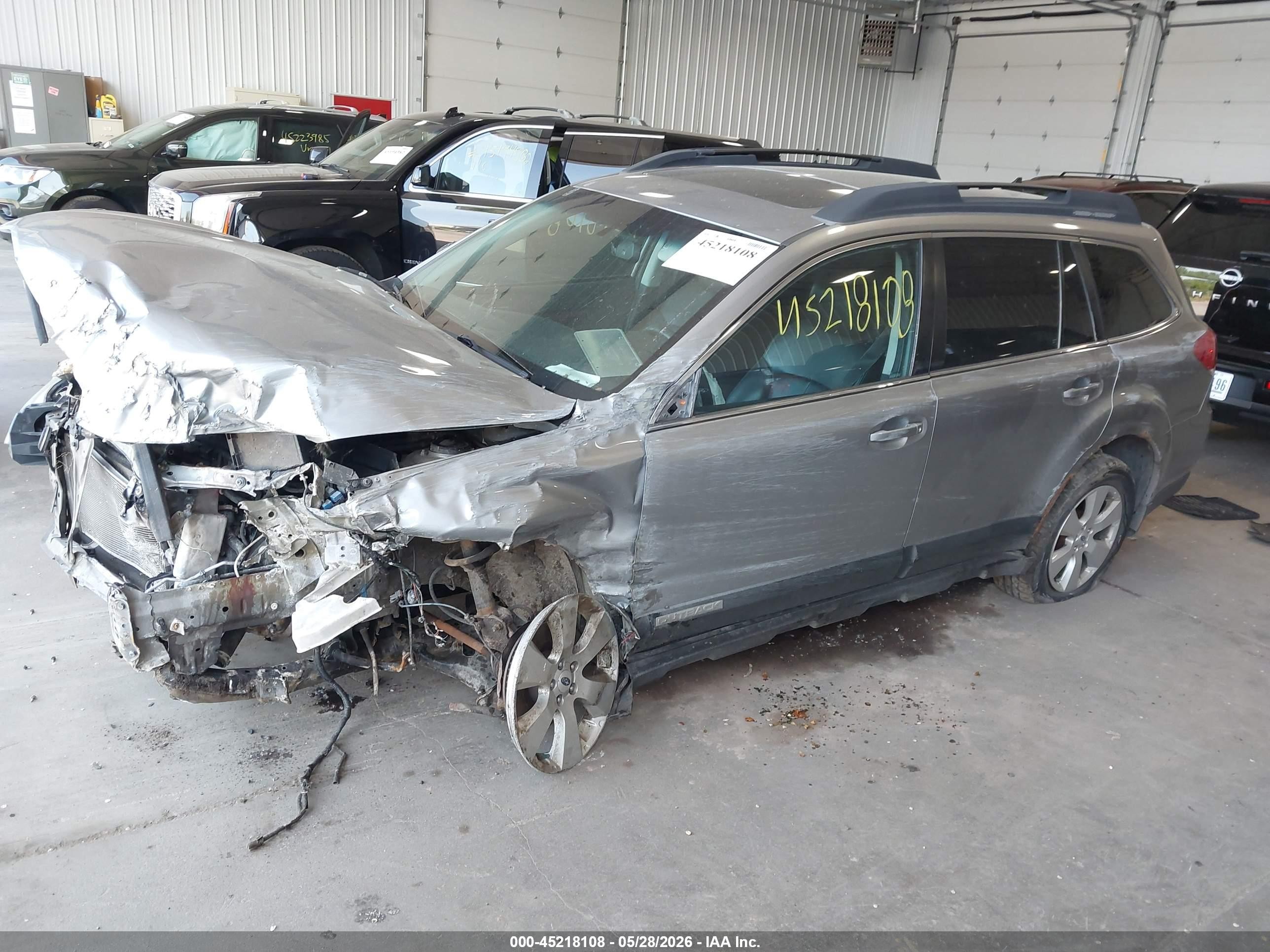 2011 Subaru Outback 2.5i Limited Silver vin: 4S4BRCKC0B3446086