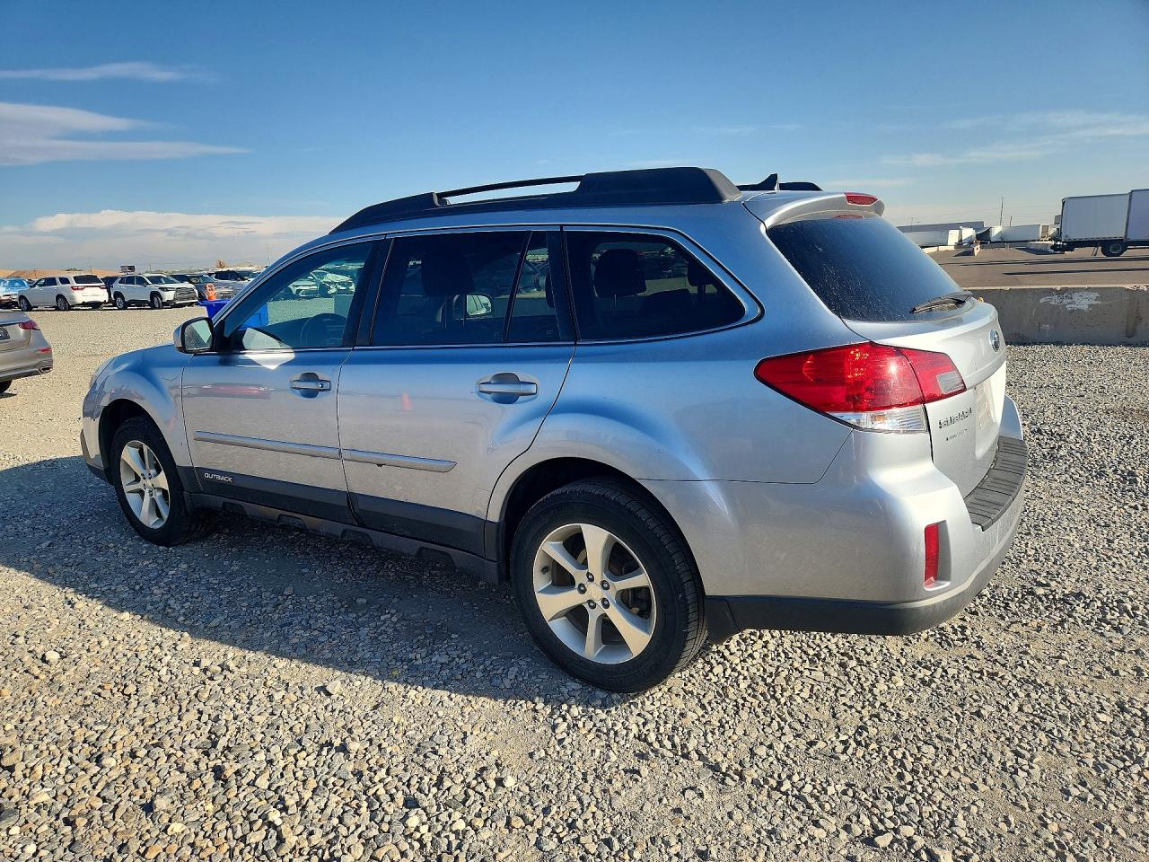 2013 Subaru Outback 2.5i Limited Silver vin: 4S4BRCKC0D3234811