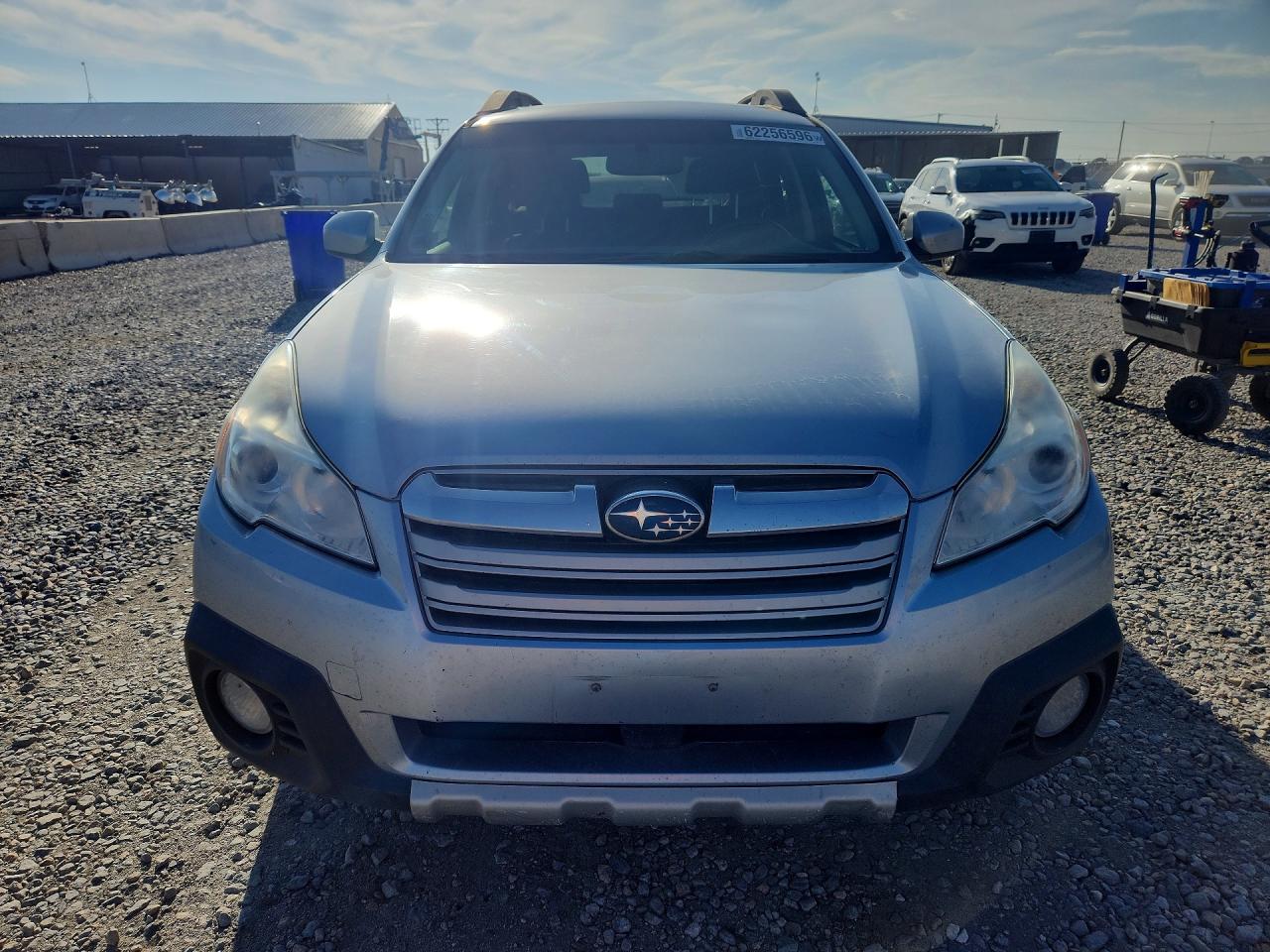 2013 Subaru Outback 2.5i Limited Silver vin: 4S4BRCKC0D3234811