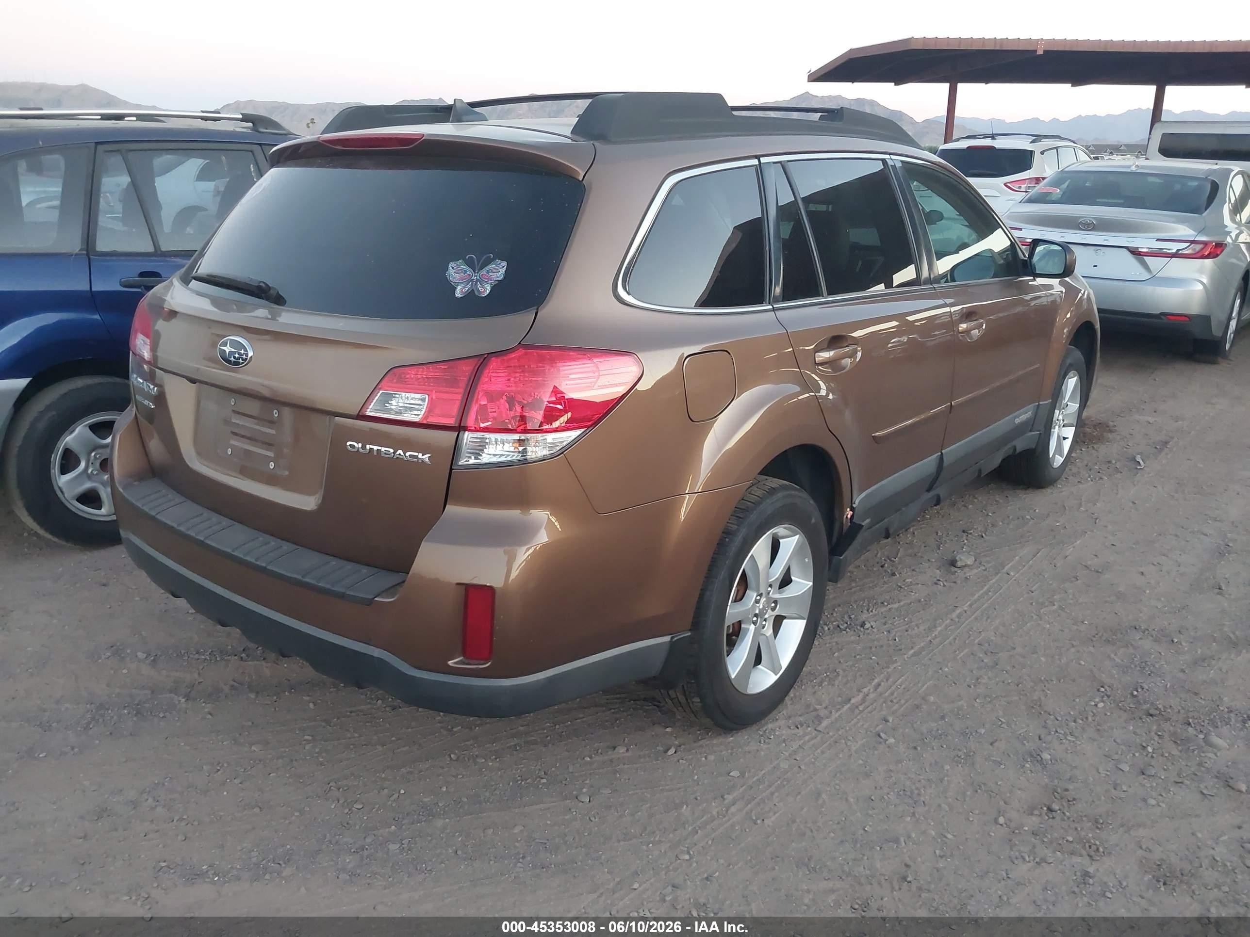 2013 Subaru Outback 2.5i Limited Brown vin: 4S4BRCKC0D3268800