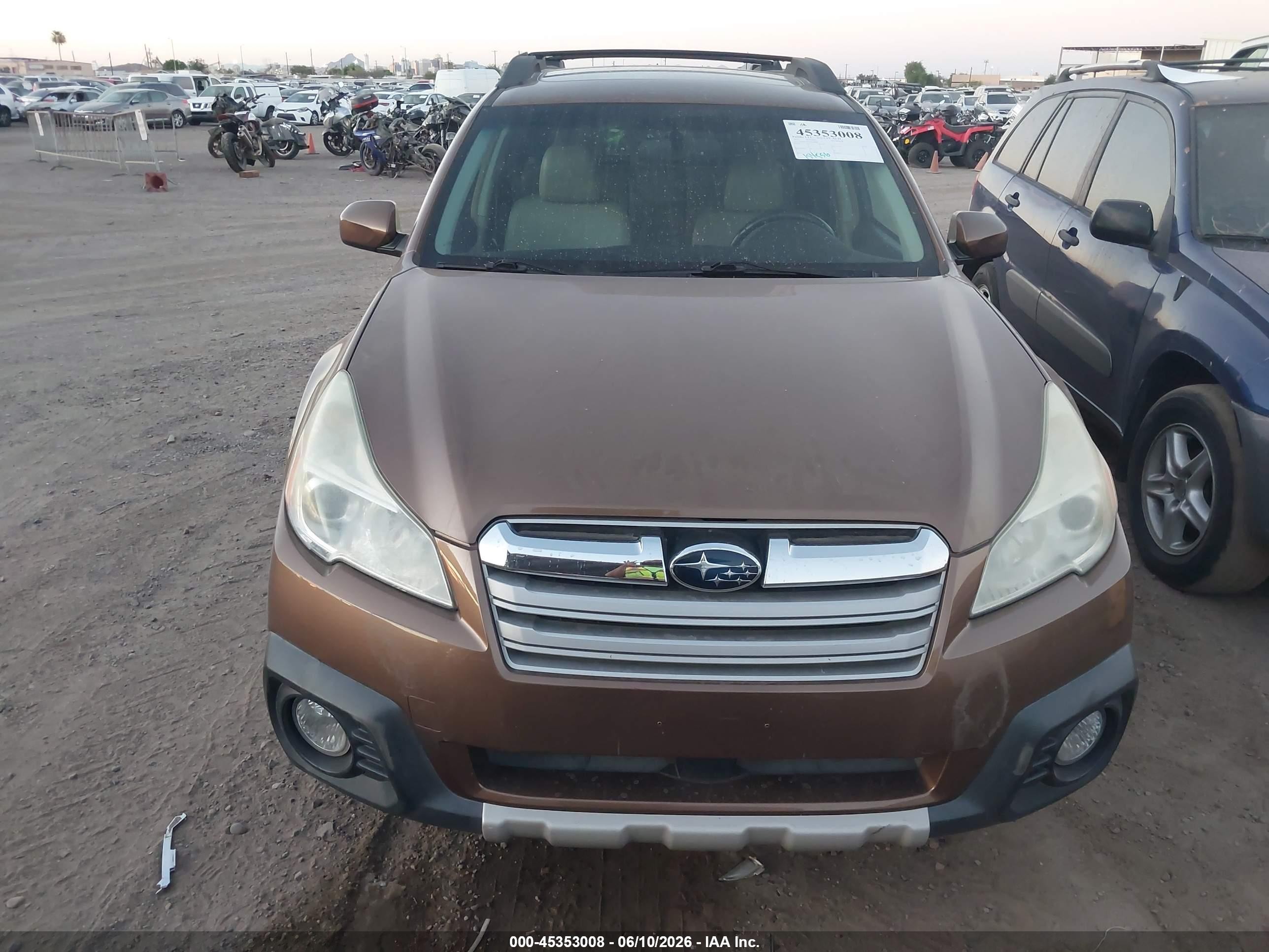 2013 Subaru Outback 2.5i Limited Brown vin: 4S4BRCKC0D3268800