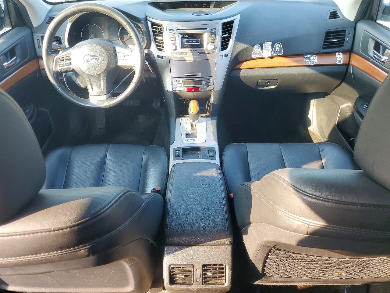 2013 Subaru Outback 2.5i Limited Silver vin: 4S4BRCKC0D3270756