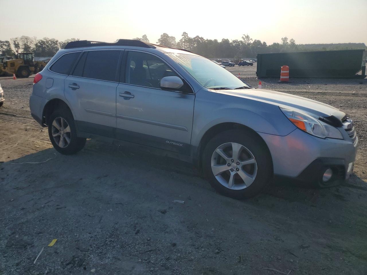 2013 Subaru Outback 2.5i Limited Silver vin: 4S4BRCKC0D3270756