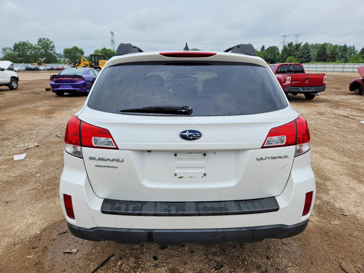 2013 Subaru Outback 2.5i Limited White vin: 4S4BRCKC0D3273012