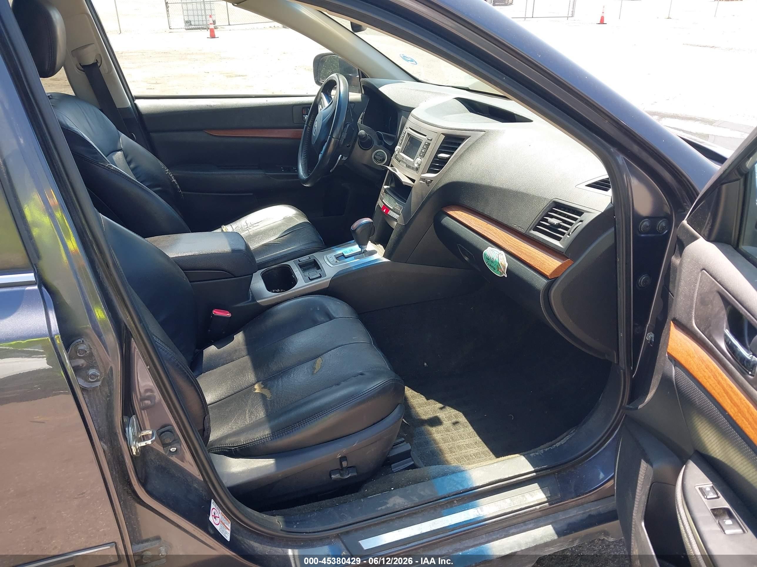 2013 Subaru Outback 2.5i Limited Gray vin: 4S4BRCKC0D3285287