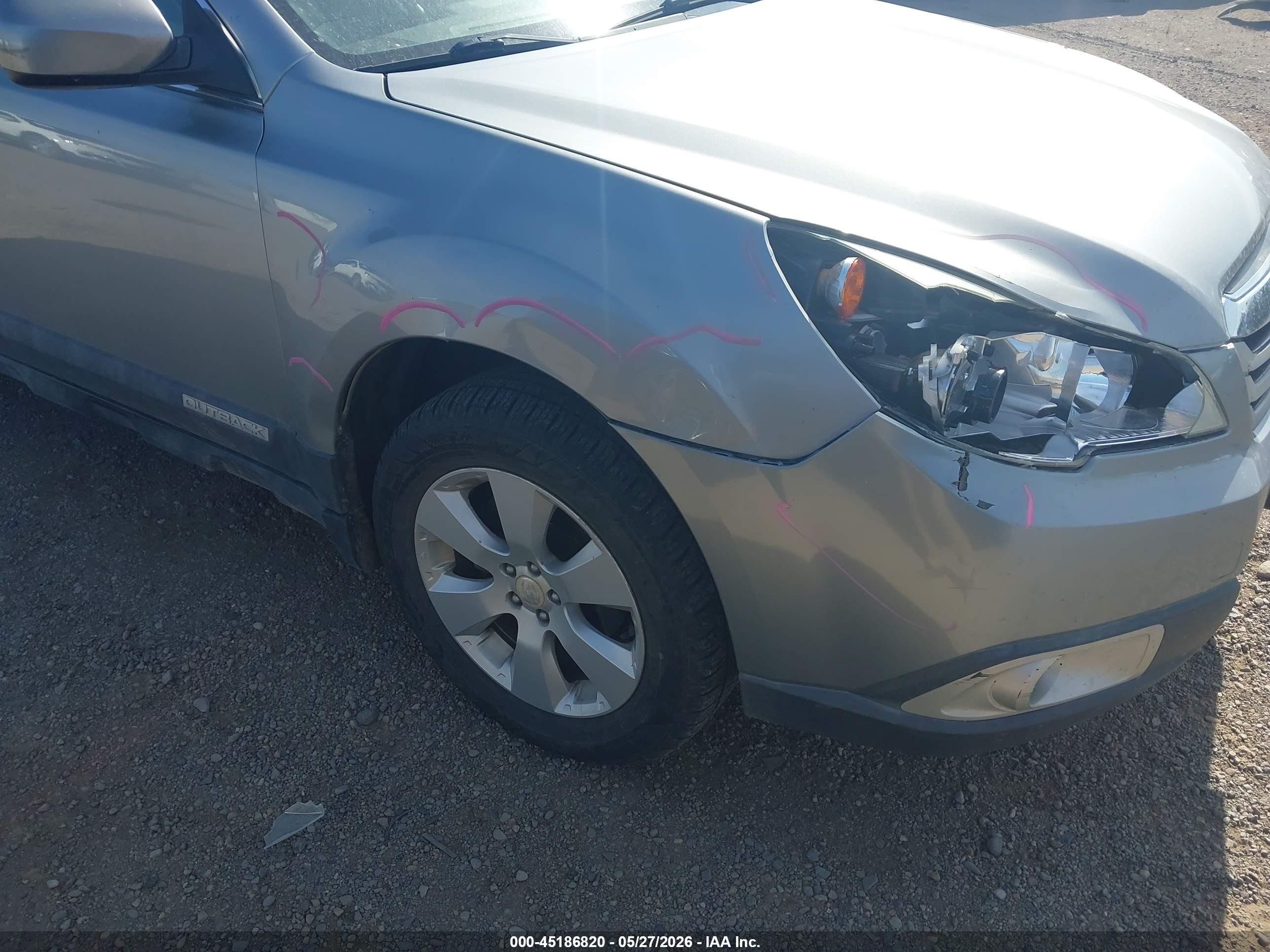 2011 Subaru Outback 2.5i Limited Silver vin: 4S4BRCKC1B3355103