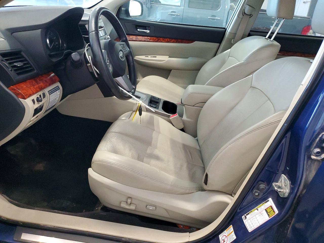 2011 Subaru Outback 2.5i Limited Синий vin: 4S4BRCKC1B3378011