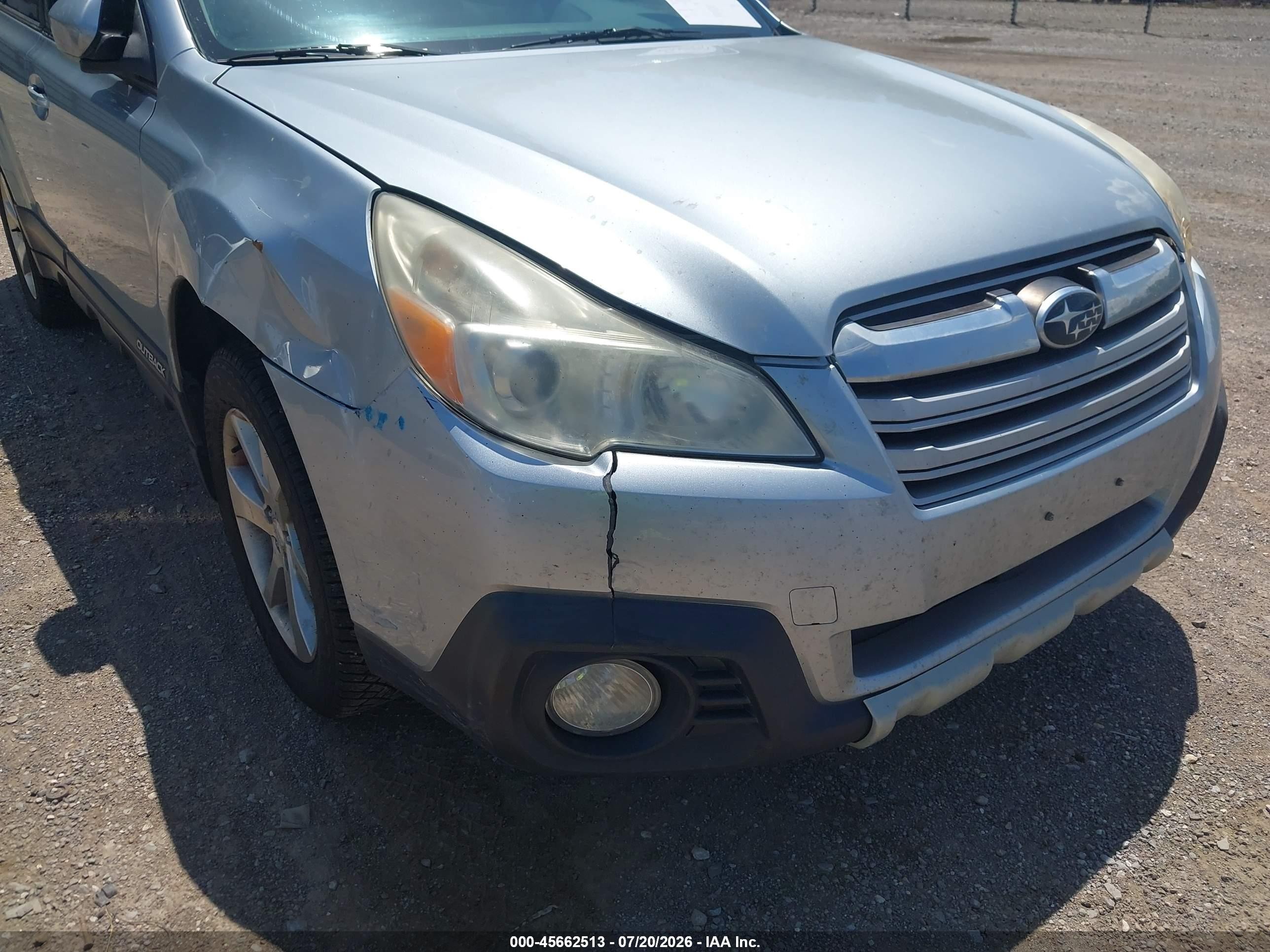 2013 Subaru Outback 2.5i Limited Silver vin: 4S4BRCKC1D3224417