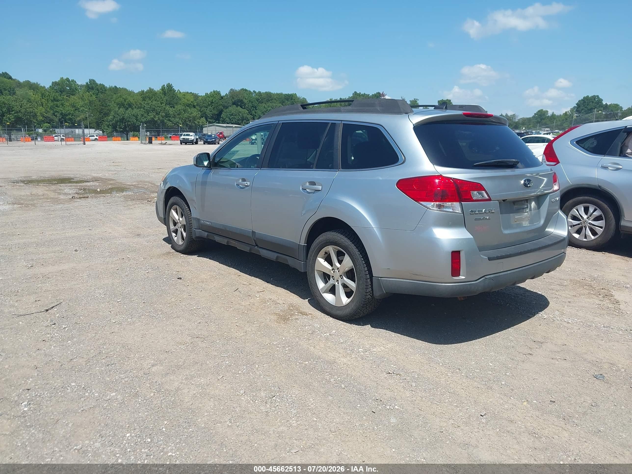 2013 Subaru Outback 2.5i Limited Silver vin: 4S4BRCKC1D3224417
