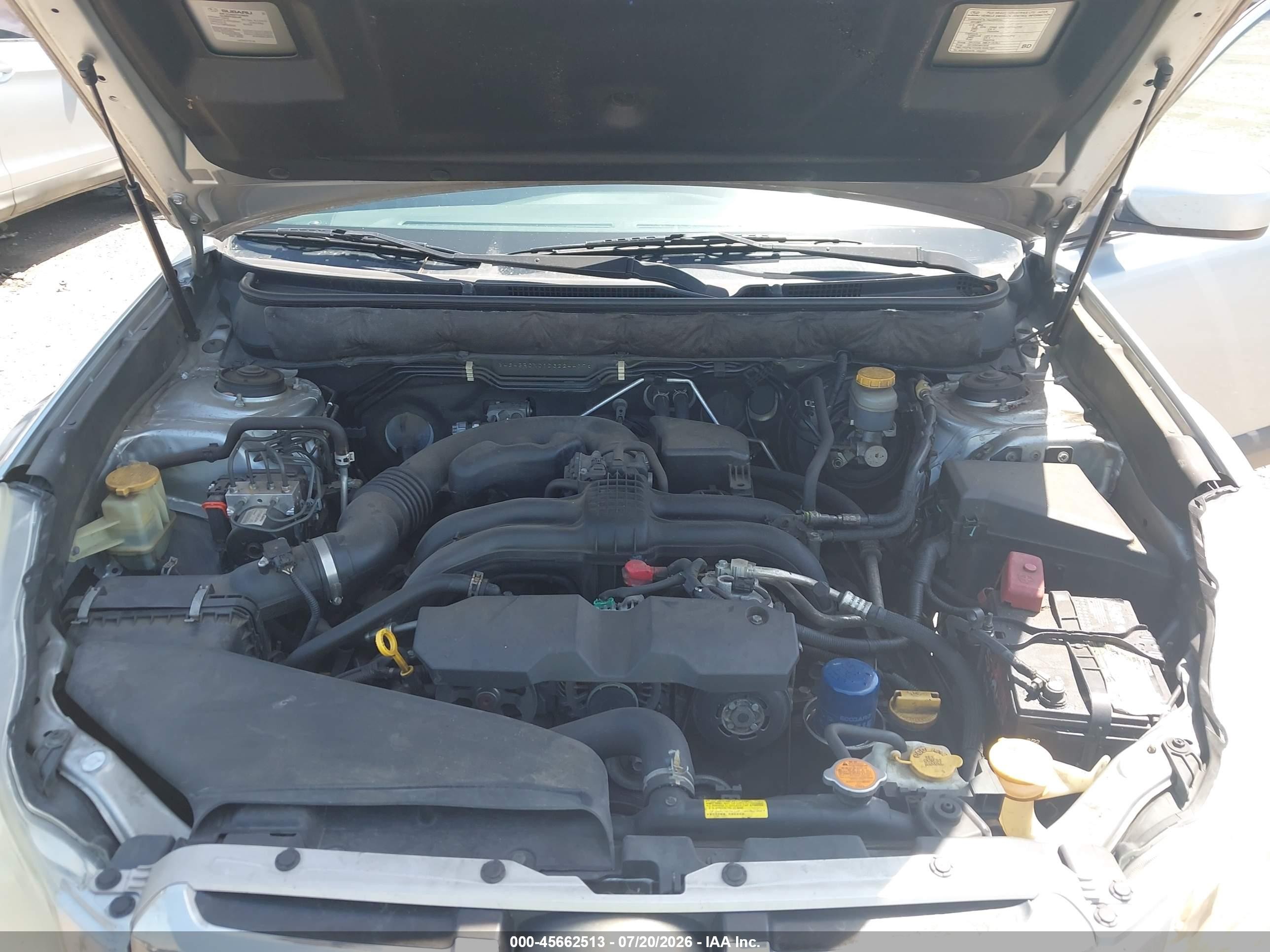 2013 Subaru Outback 2.5i Limited Silver vin: 4S4BRCKC1D3224417
