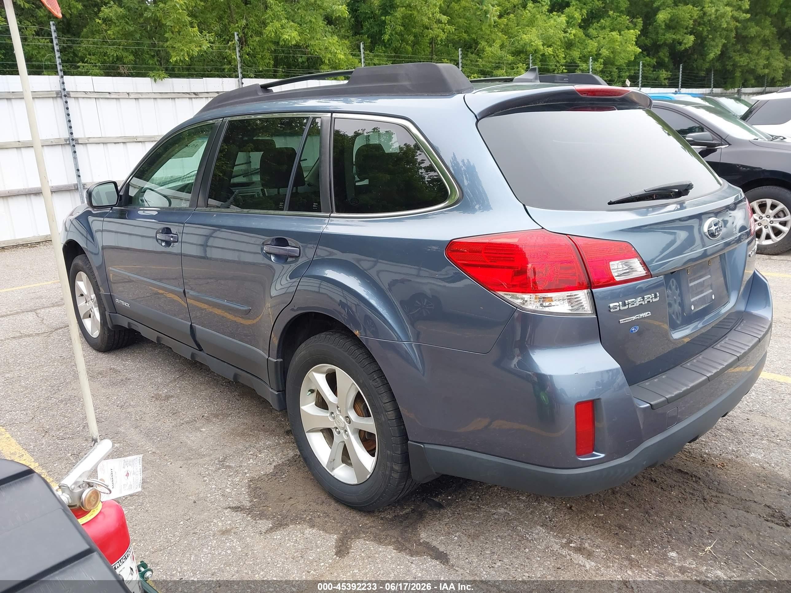 2013 Subaru Outback 2.5i Limited Blue vin: 4S4BRCKC1D3249107