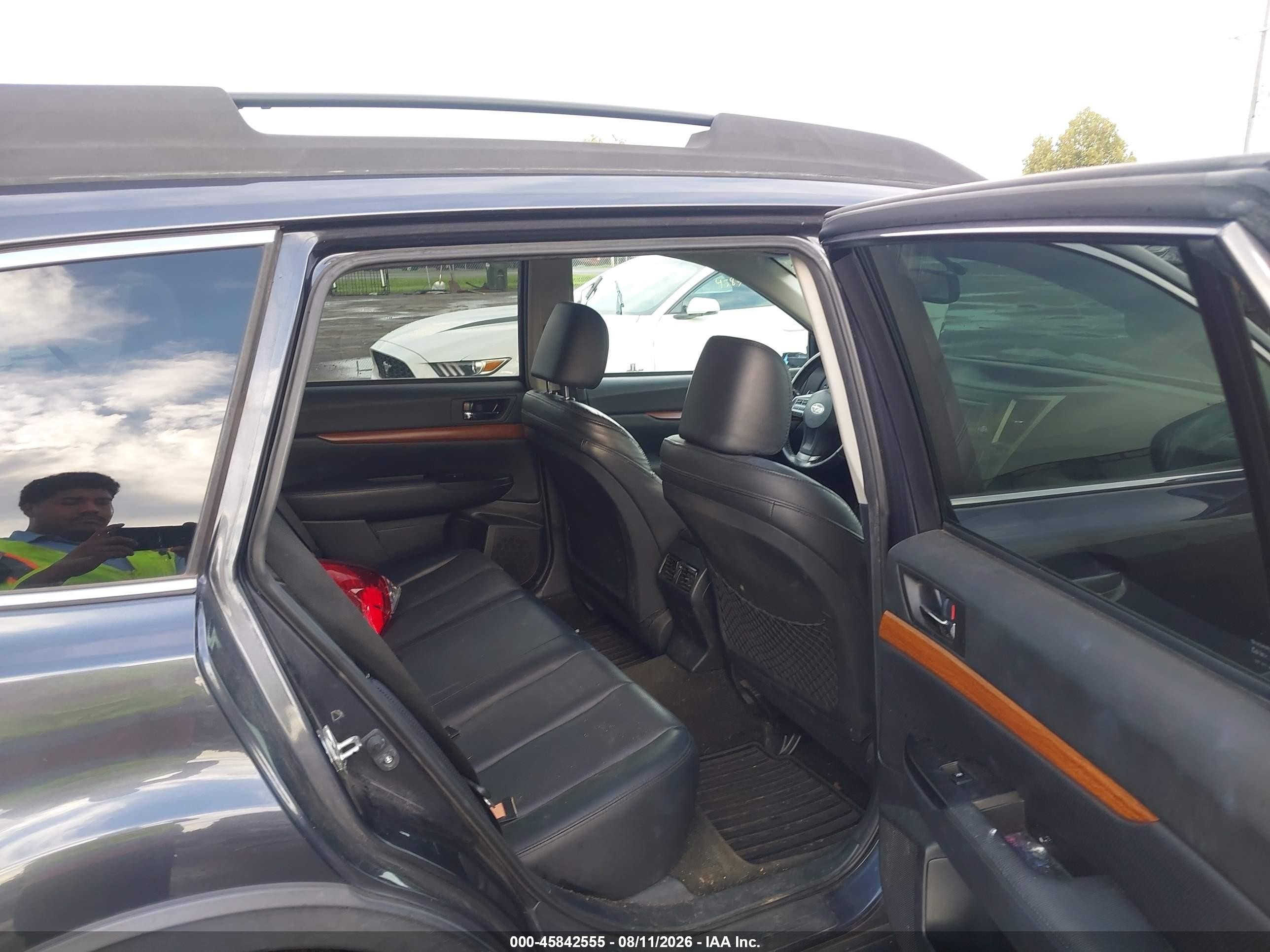 2013 Subaru Outback 2.5i Limited Серый vin: 4S4BRCKC1D3290076