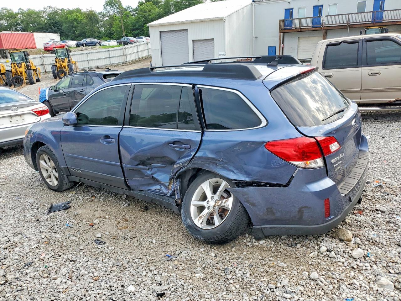 2014 Subaru Outback 2.5i Limited Blue vin: 4S4BRCKC1E3210177