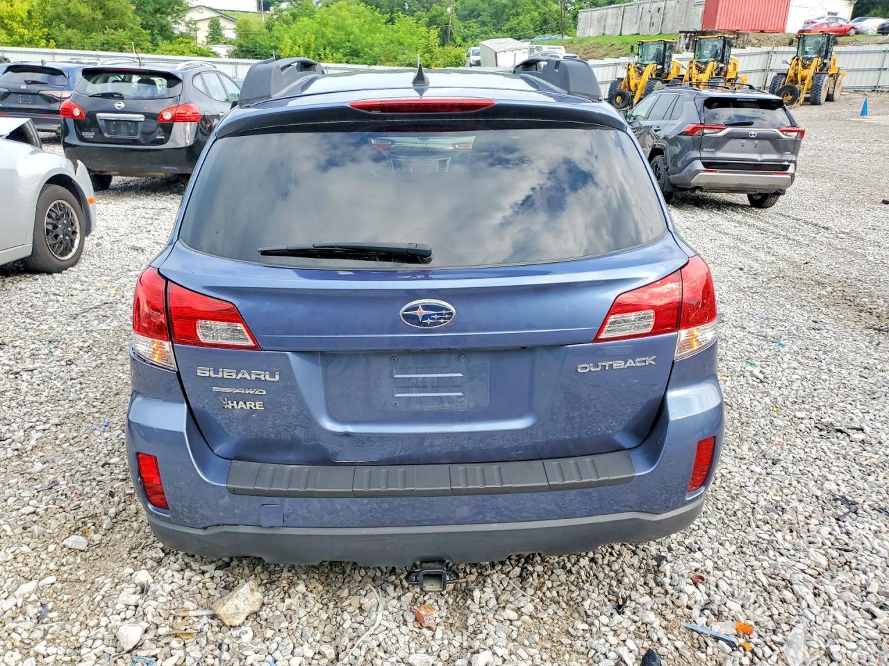 2014 Subaru Outback 2.5i Limited Blue vin: 4S4BRCKC1E3210177