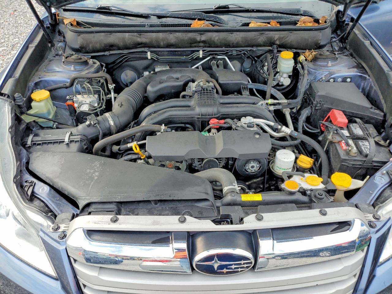 2014 Subaru Outback 2.5i Limited Blue vin: 4S4BRCKC1E3210177