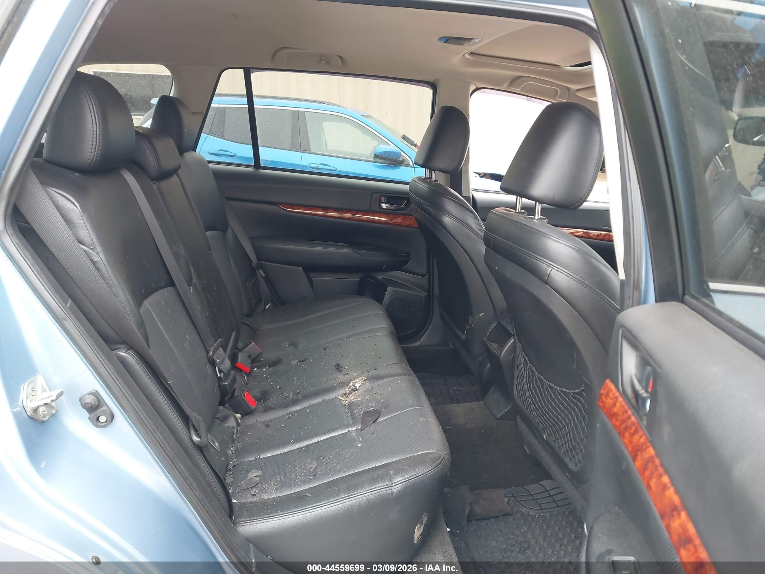 2012 Subaru Outback 2.5i Limited Light Blue vin: 4S4BRCKC2C3270157