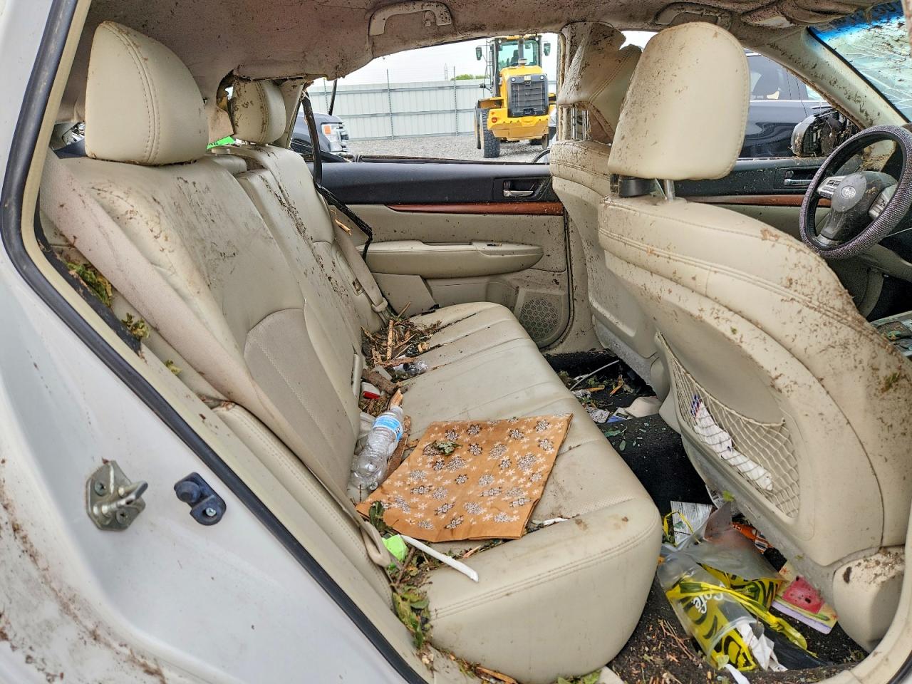 2013 Subaru Outback 2.5i Limited Белый vin: 4S4BRCKC2D3224605
