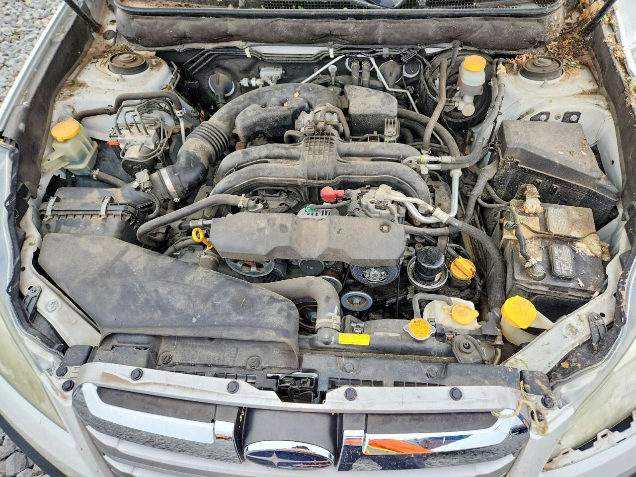 2013 Subaru Outback 2.5i Limited Белый vin: 4S4BRCKC2D3224605
