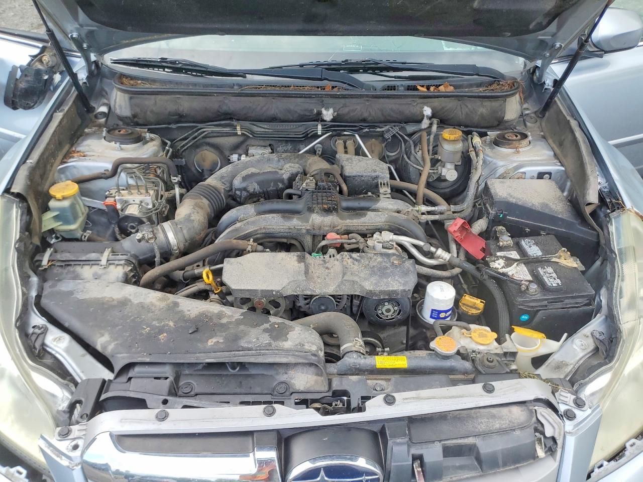 2013 Subaru Outback 2.5i Limited Silver vin: 4S4BRCKC2D3308830