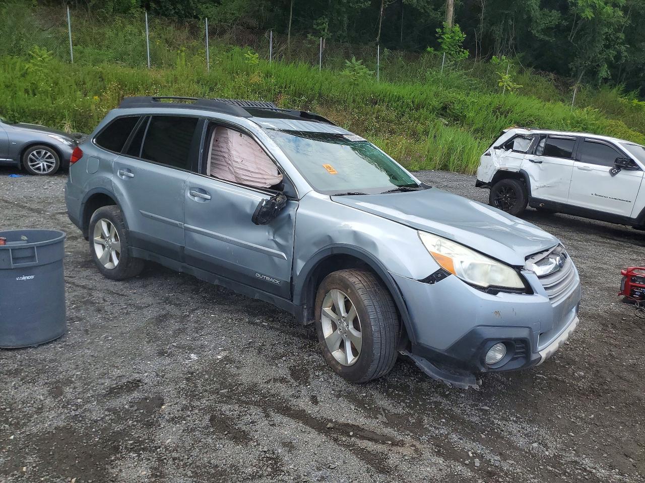 2013 Subaru Outback 2.5i Limited Silver vin: 4S4BRCKC2D3308830