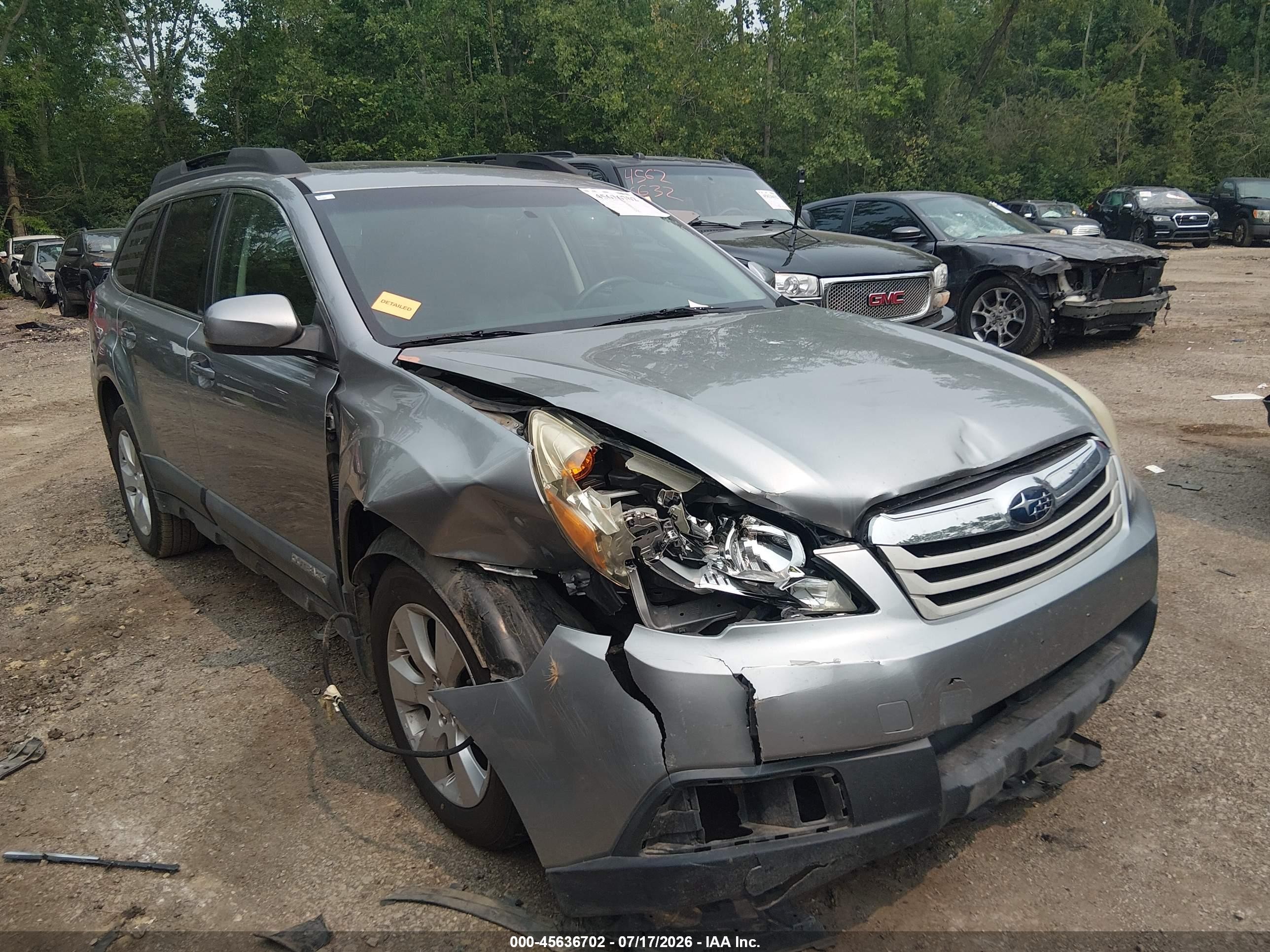 2010 Subaru Outback 2.5i Limited Silver vin: 4S4BRCKC3A3362102