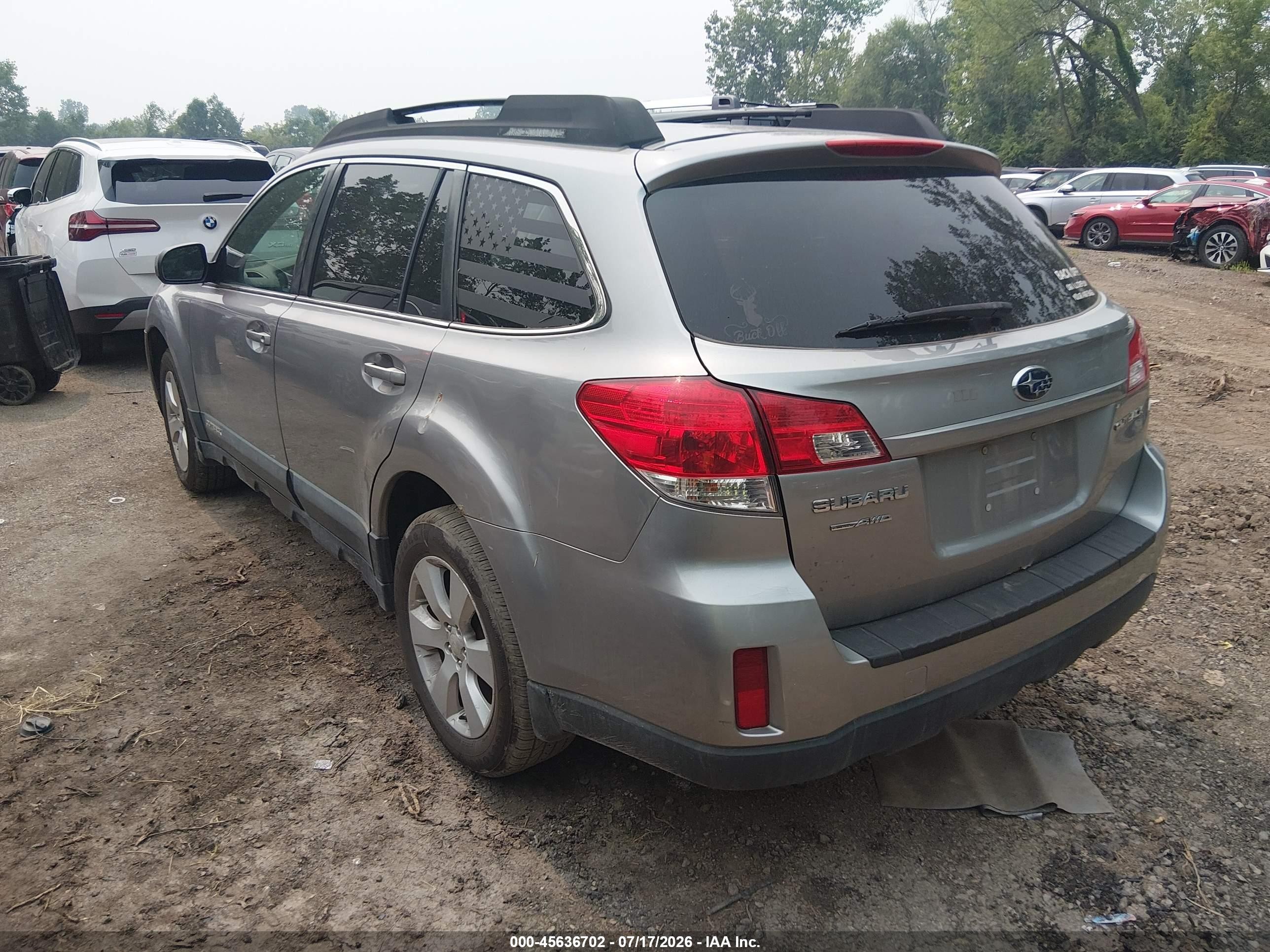 2010 Subaru Outback 2.5i Limited Silver vin: 4S4BRCKC3A3362102