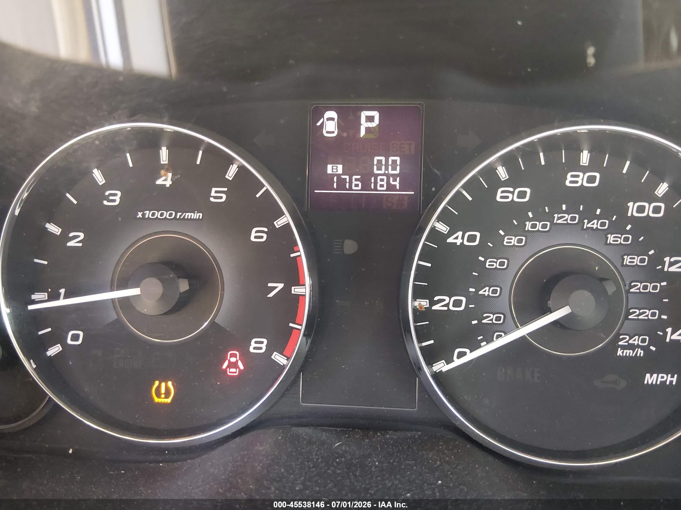 2011 Subaru Outback 2.5i Limited White vin: 4S4BRCKC3B3368743