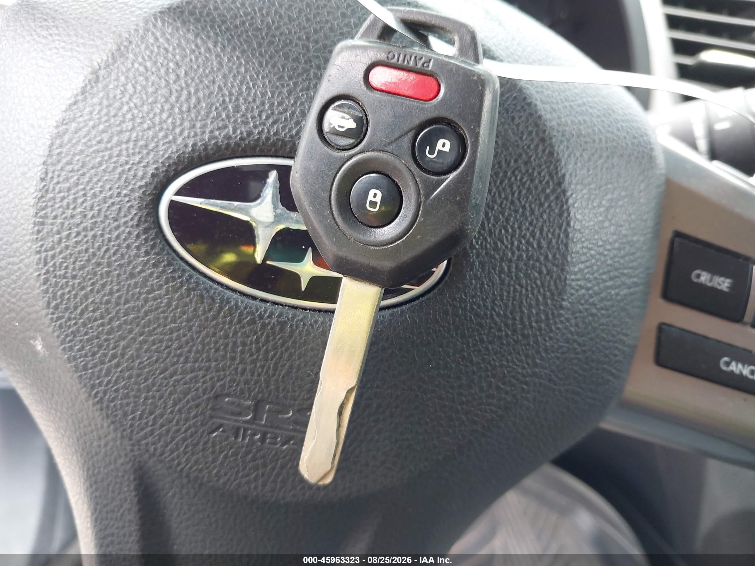 2012 Subaru Outback 2.5i Limited Silver vin: 4S4BRCKC3C3237880
