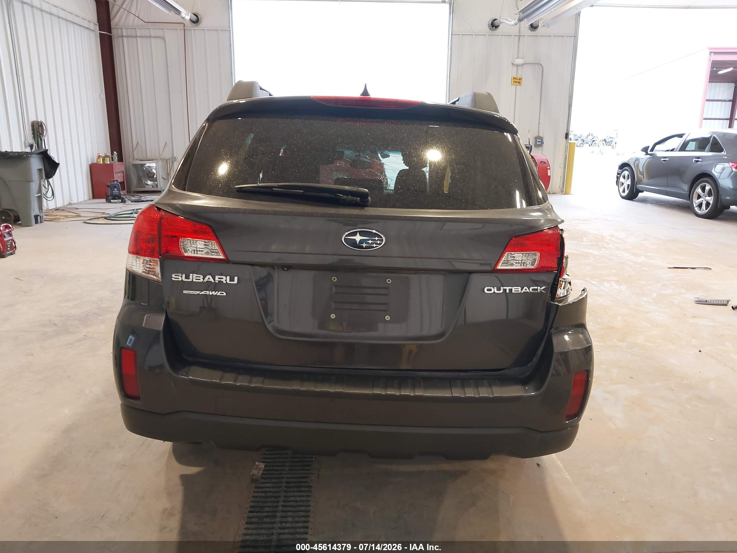 2012 Subaru Outback 2.5i Limited Gray vin: 4S4BRCKC3C3252458