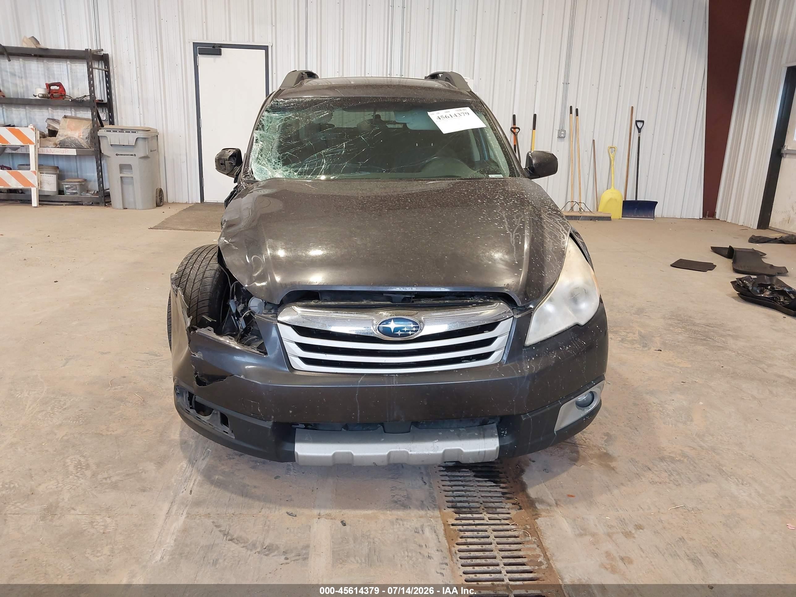 2012 Subaru Outback 2.5i Limited Gray vin: 4S4BRCKC3C3252458